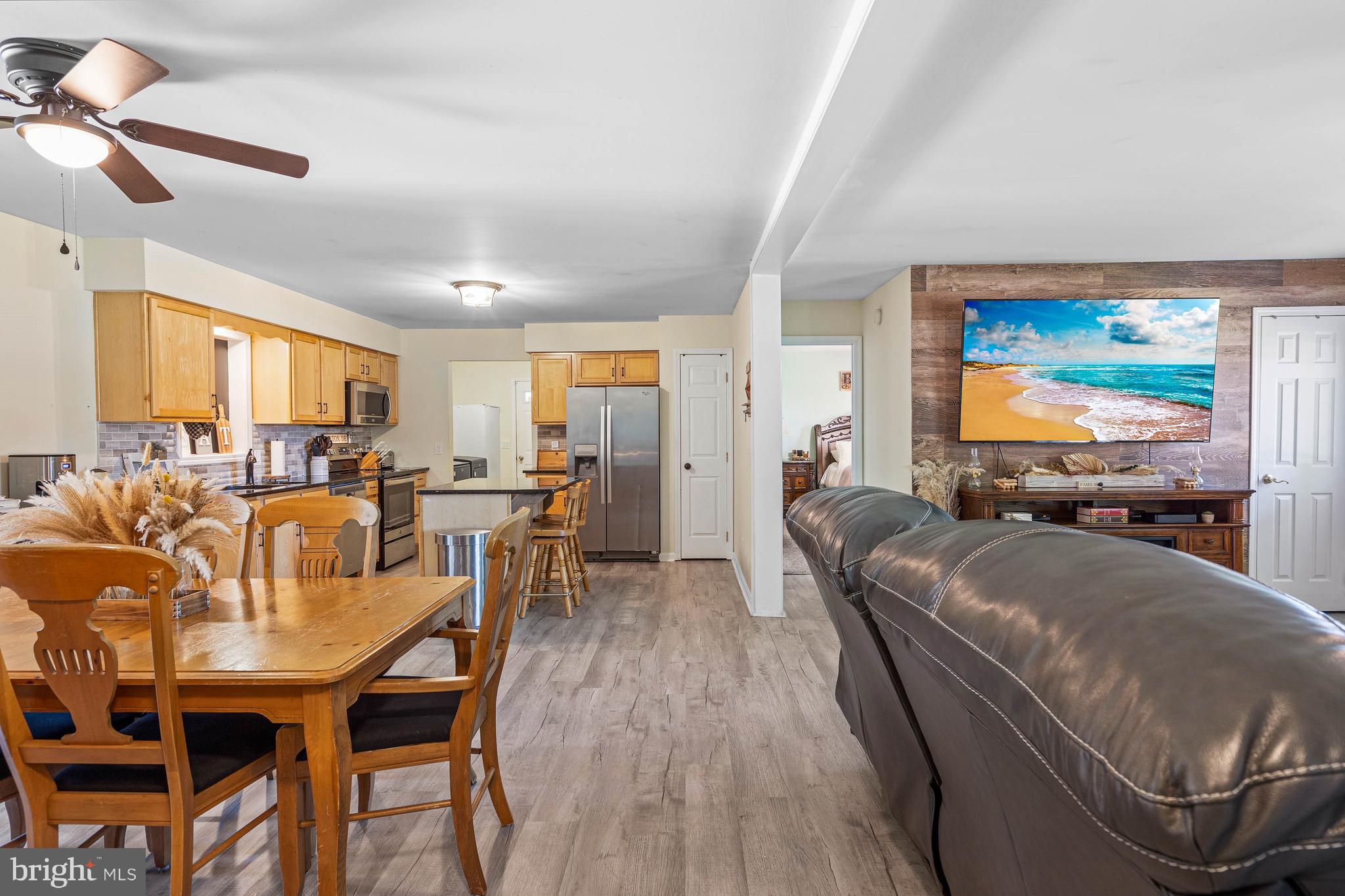 CAVE COLONY - Residential