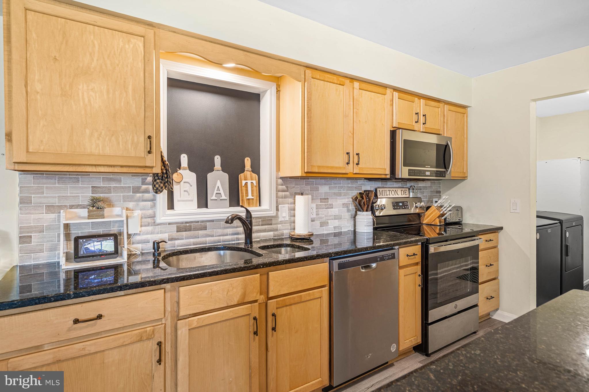 CAVE COLONY - Residential