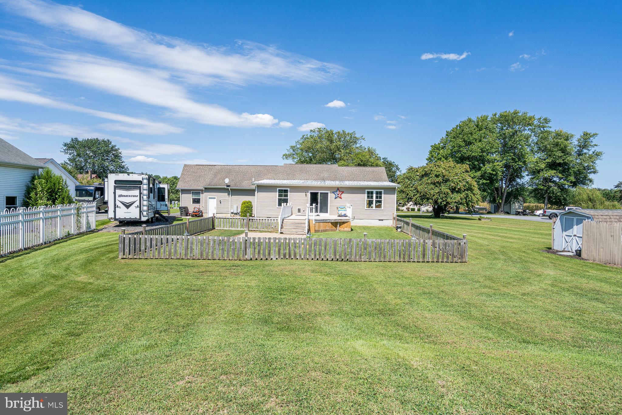 CAVE COLONY - Residential
