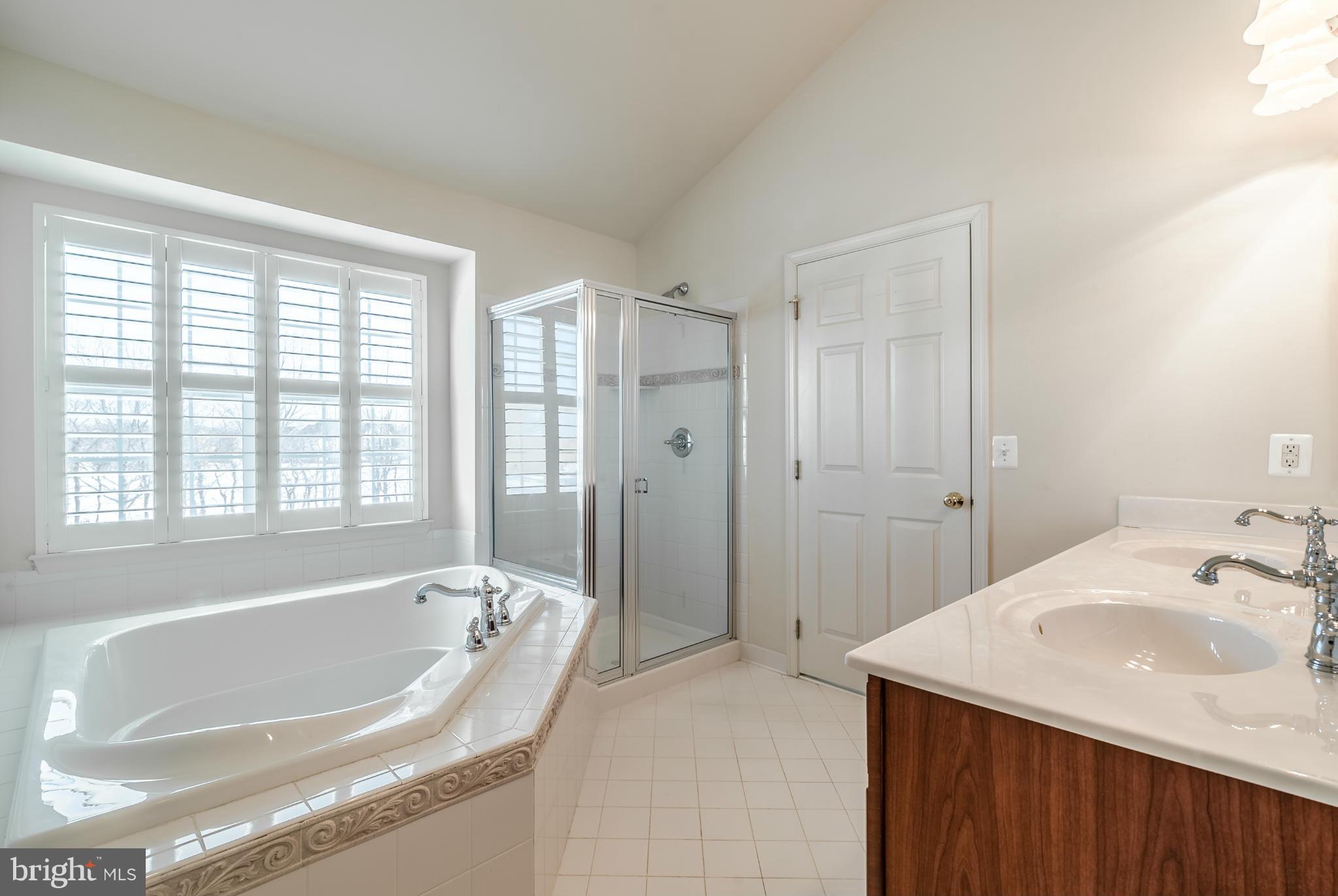 BELMONT LAND BAY - Residential