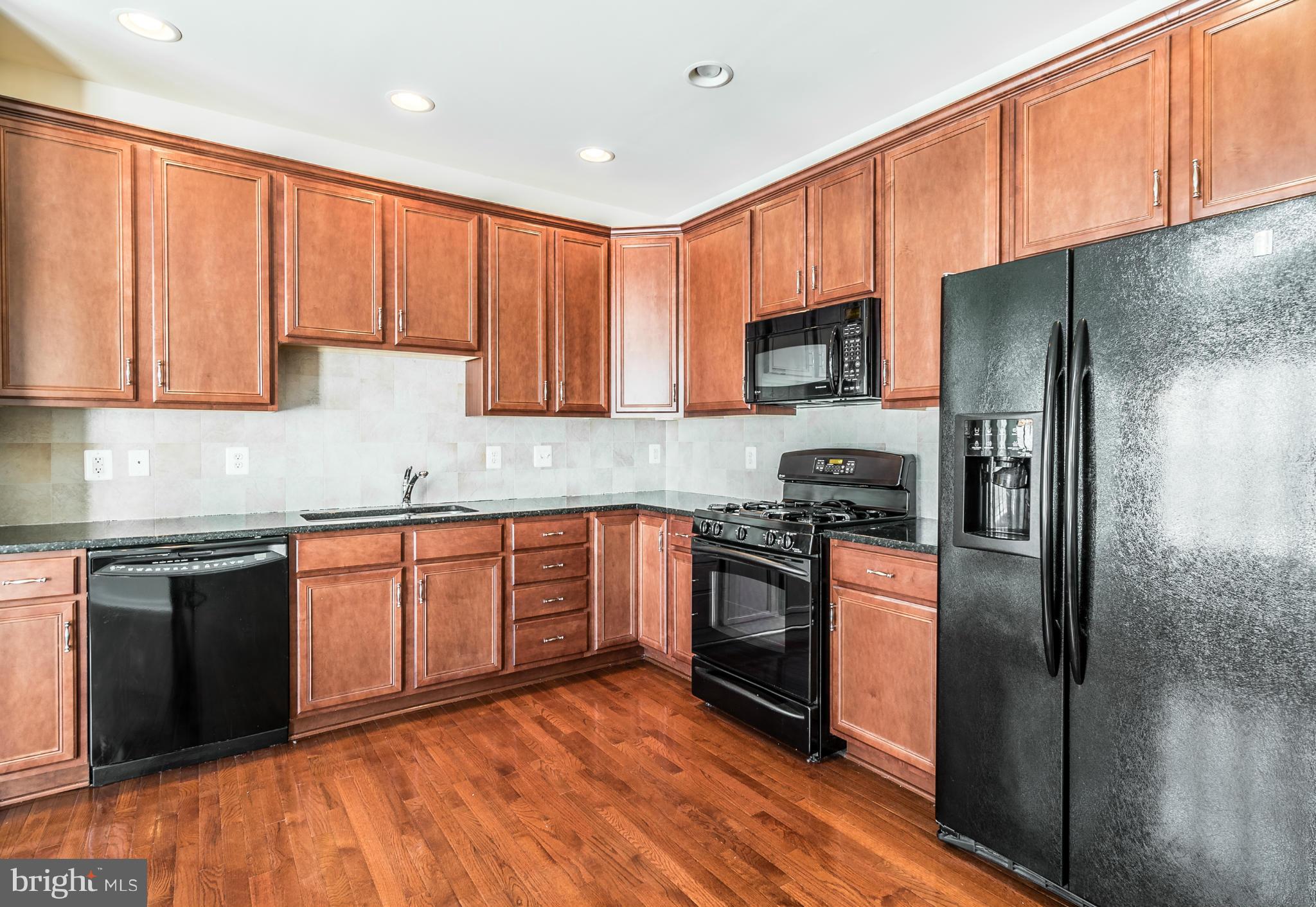 BELMONT LAND BAY - Residential