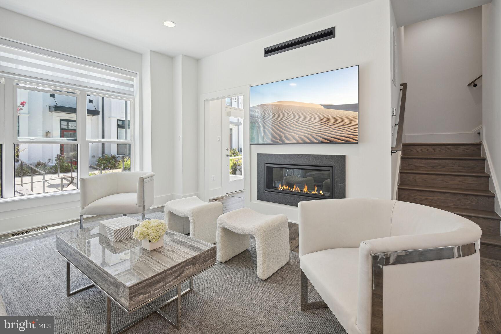 PT ROCKVILLE OUT RES 3 - Residential