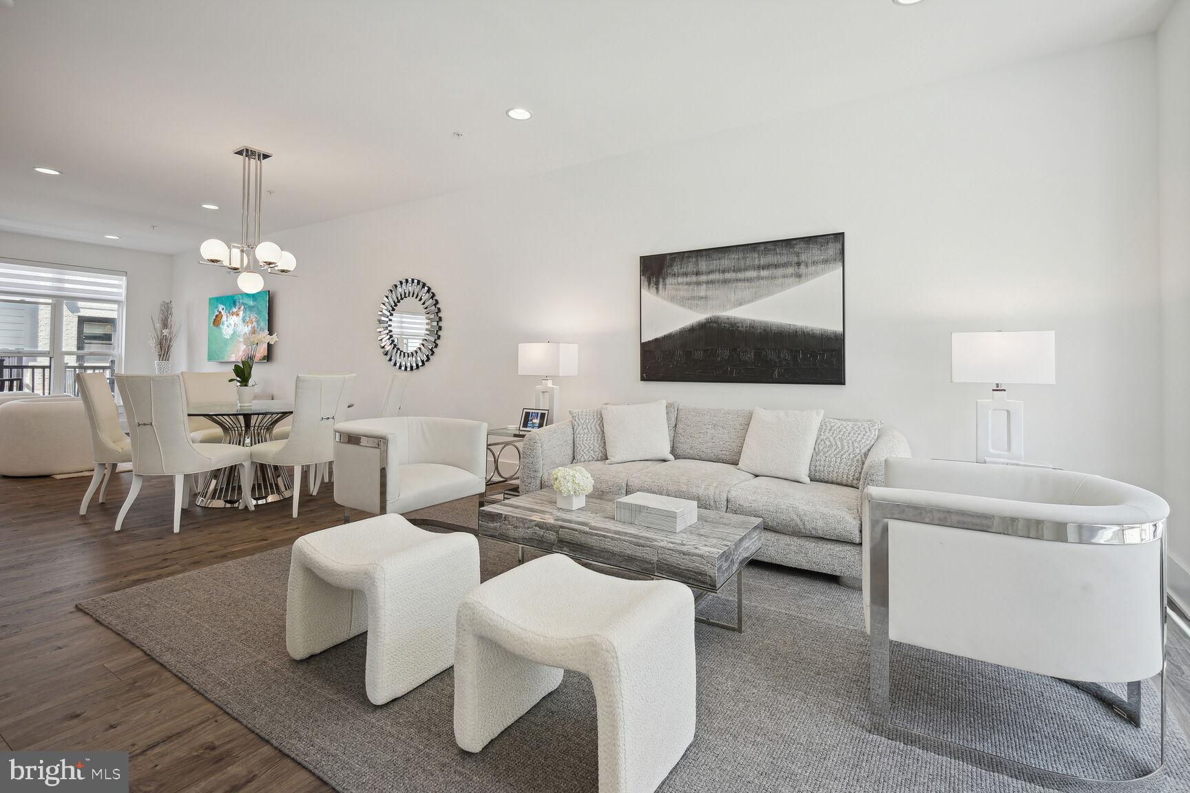 PT ROCKVILLE OUT RES 3 - Residential