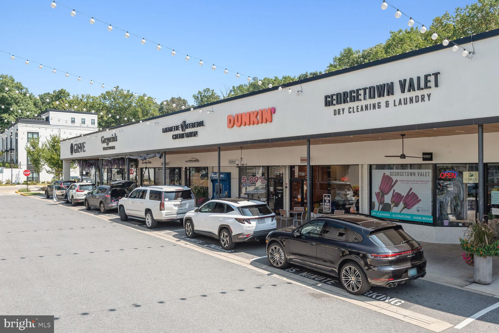 PT ROCKVILLE OUT RES 3 - Residential