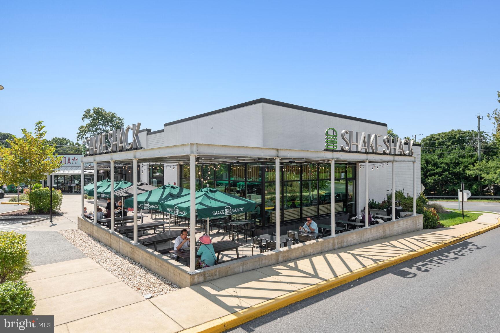 PT ROCKVILLE OUT RES 3 - Residential