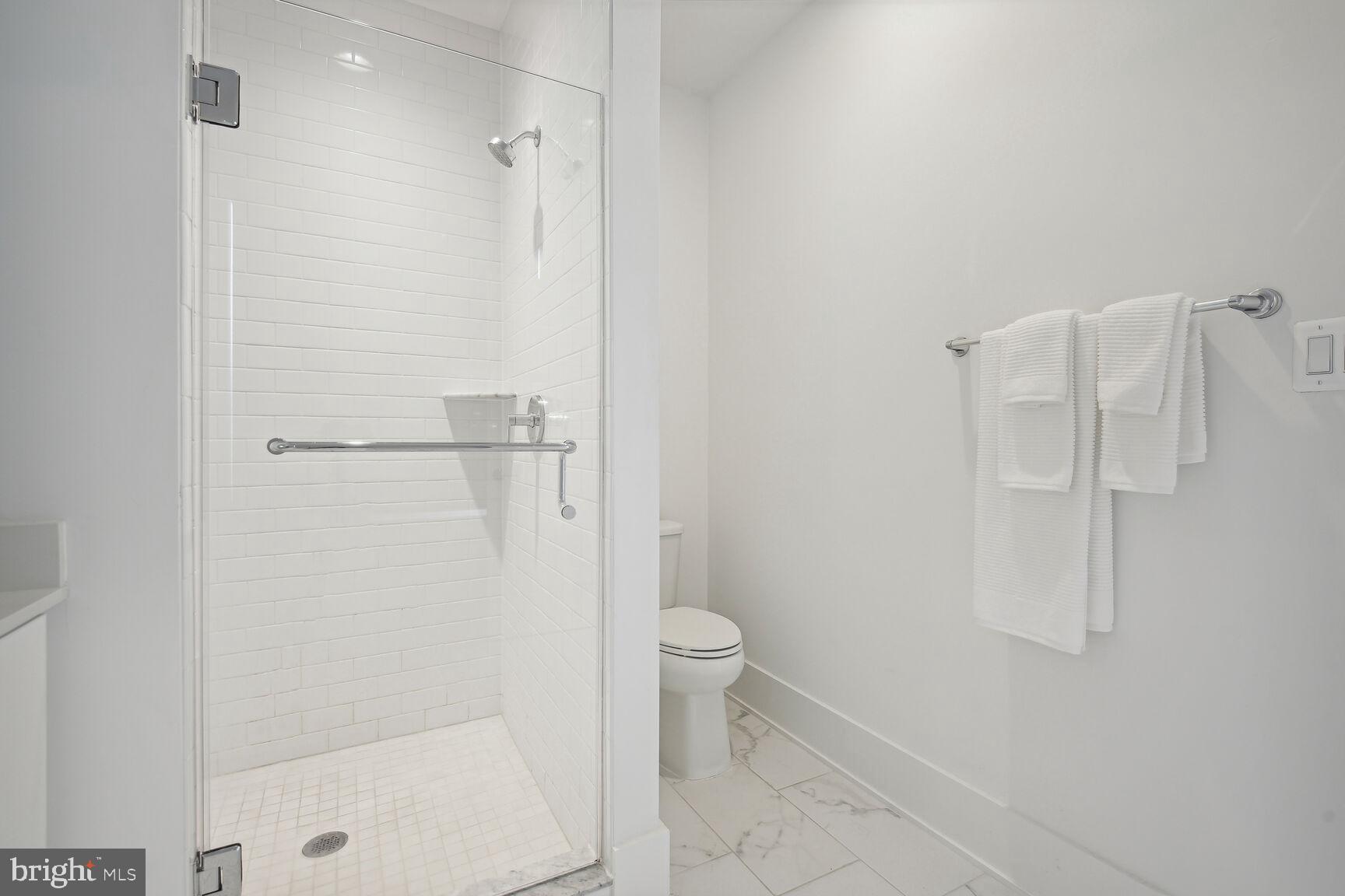 PT ROCKVILLE OUT RES 3 - Residential