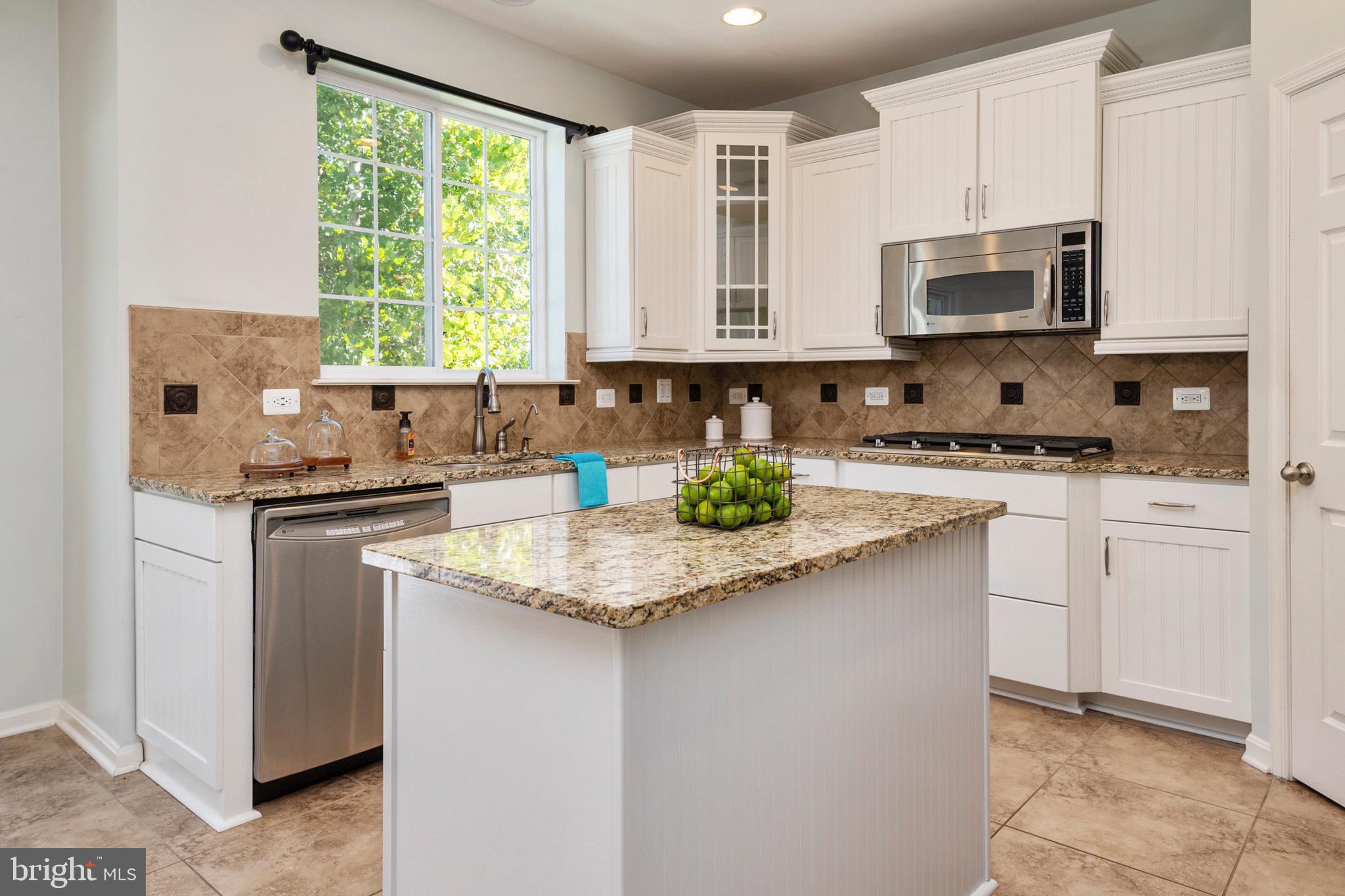 NORTH BROOK - Residential