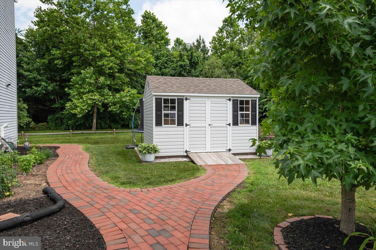 NORTH BROOK - Residential