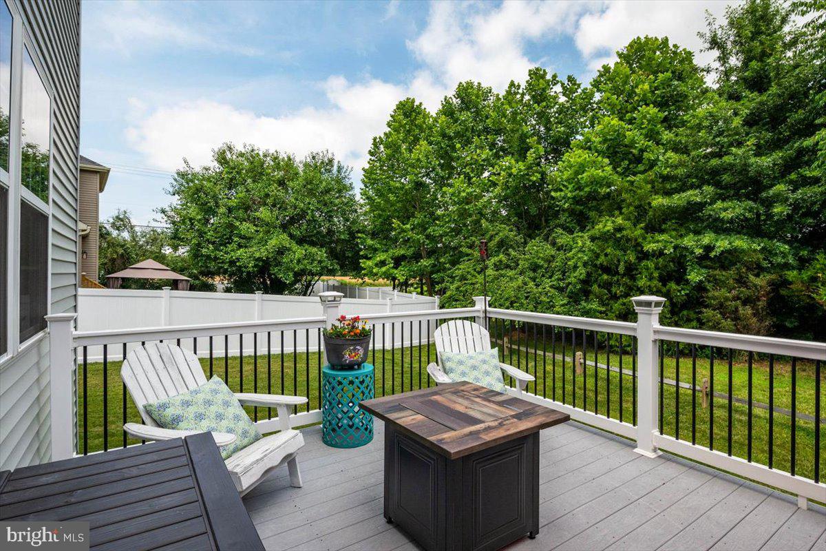 NORTH BROOK - Residential