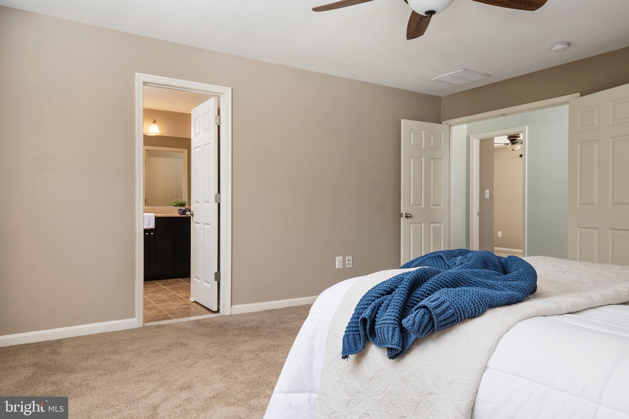 NORTH BROOK - Residential