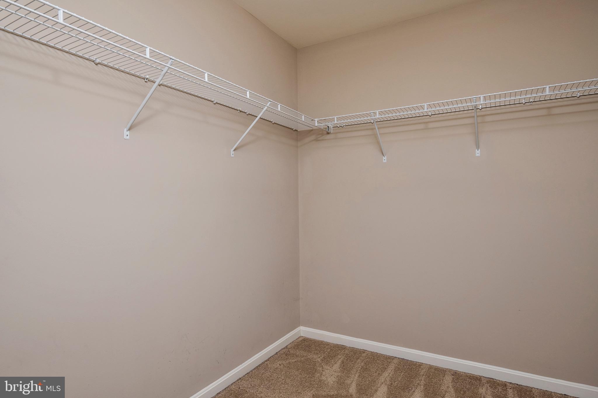 NORTH BROOK - Residential