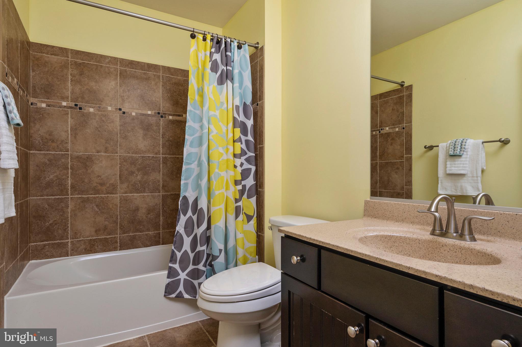 NORTH BROOK - Residential