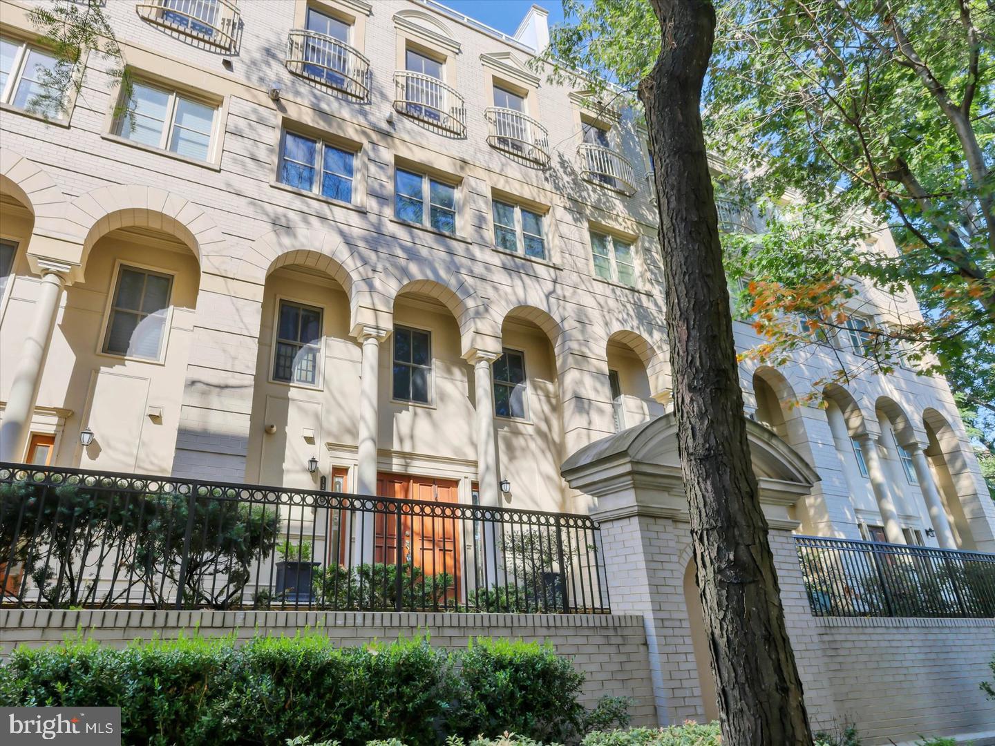 1335 N 14TH STREET N