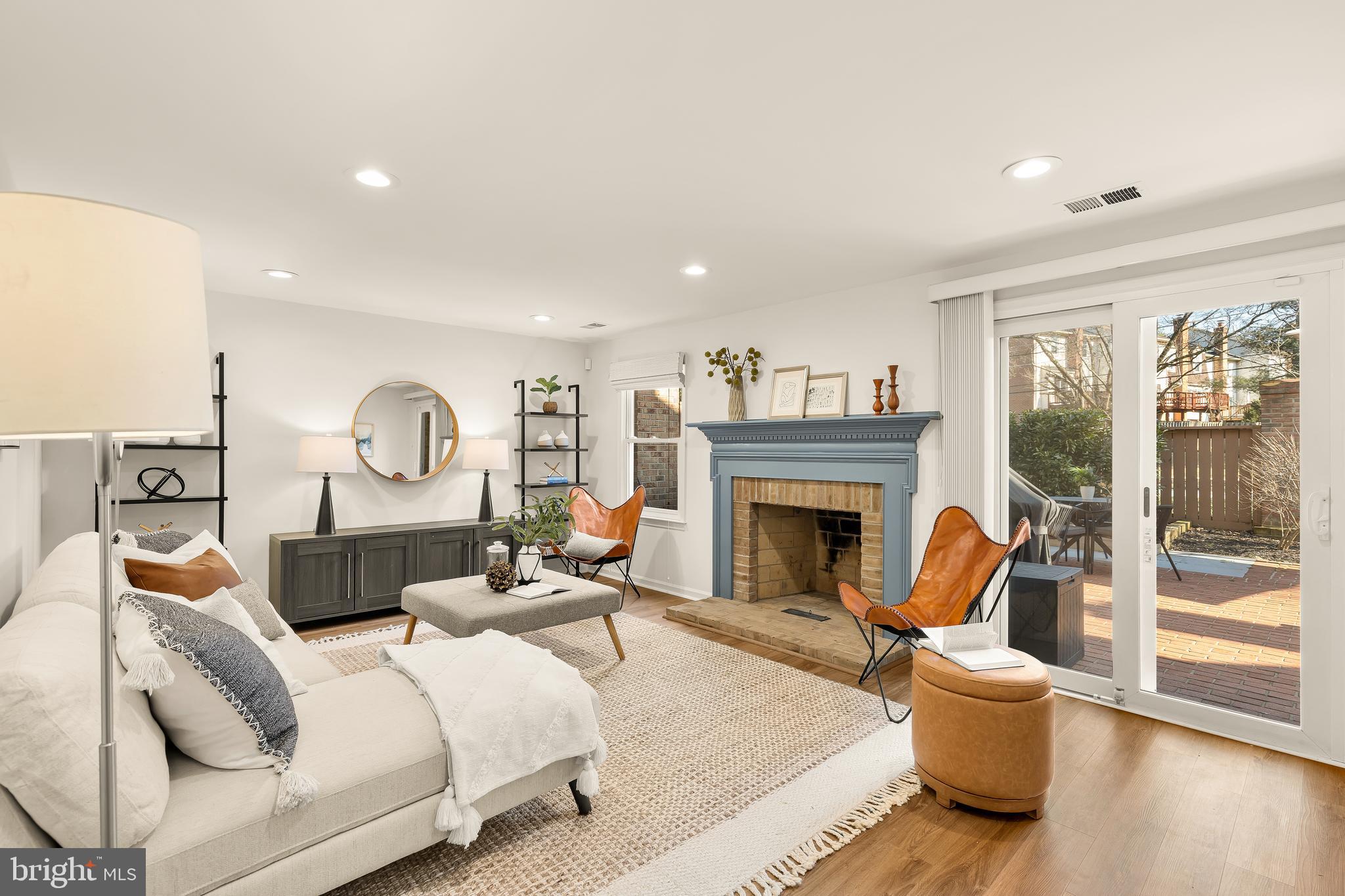 WILDWOOD HILLS - Residential