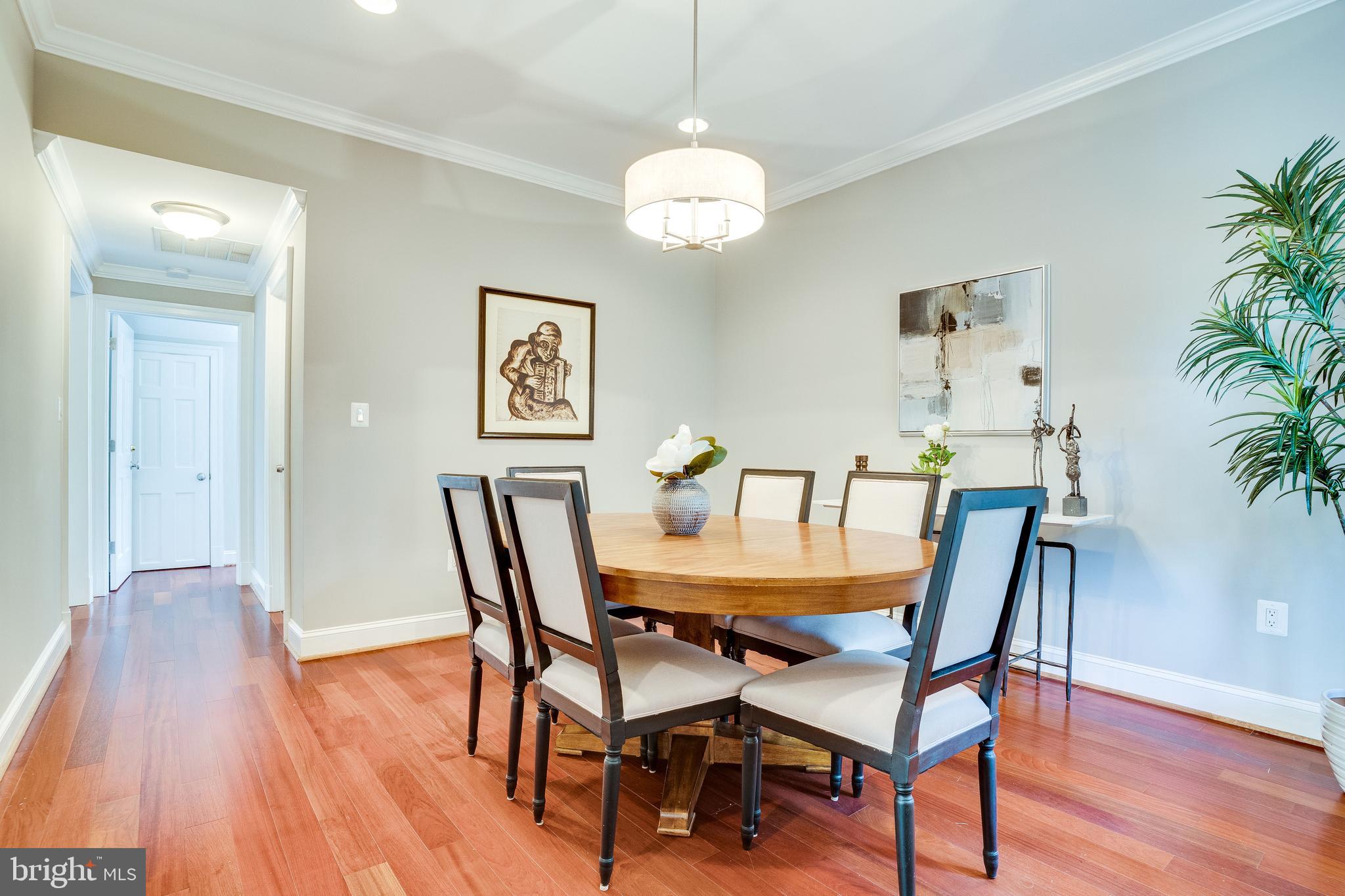 ROSEMONT - Residential