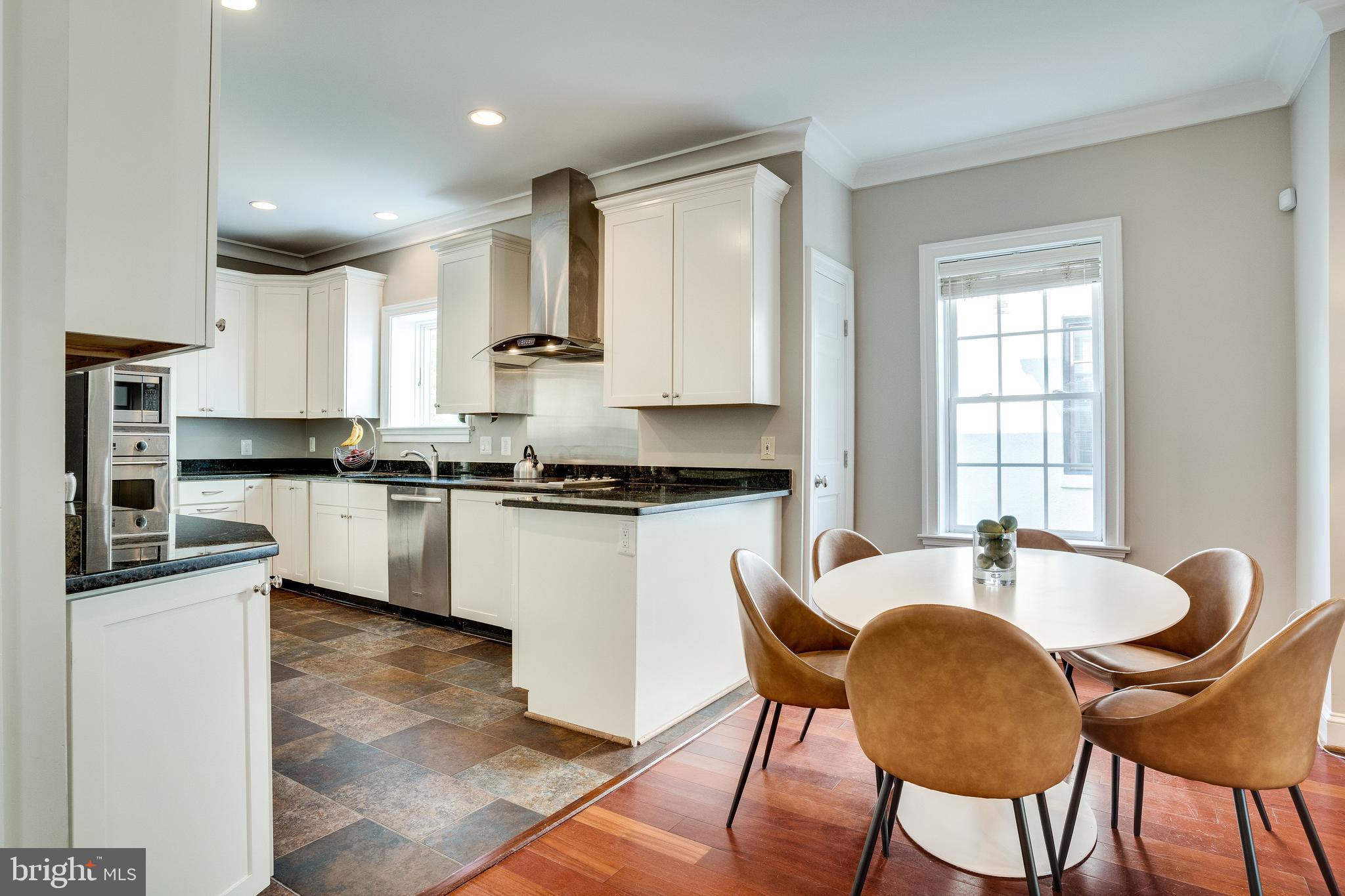 ROSEMONT - Residential