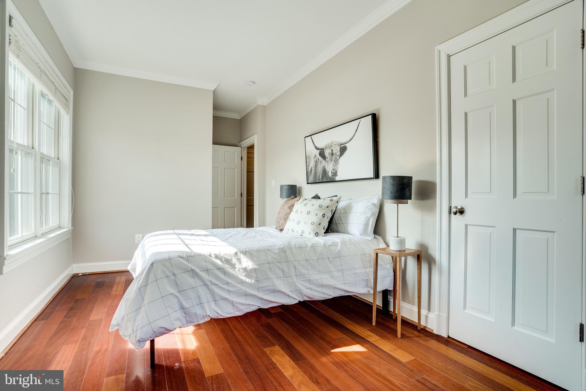 ROSEMONT - Residential