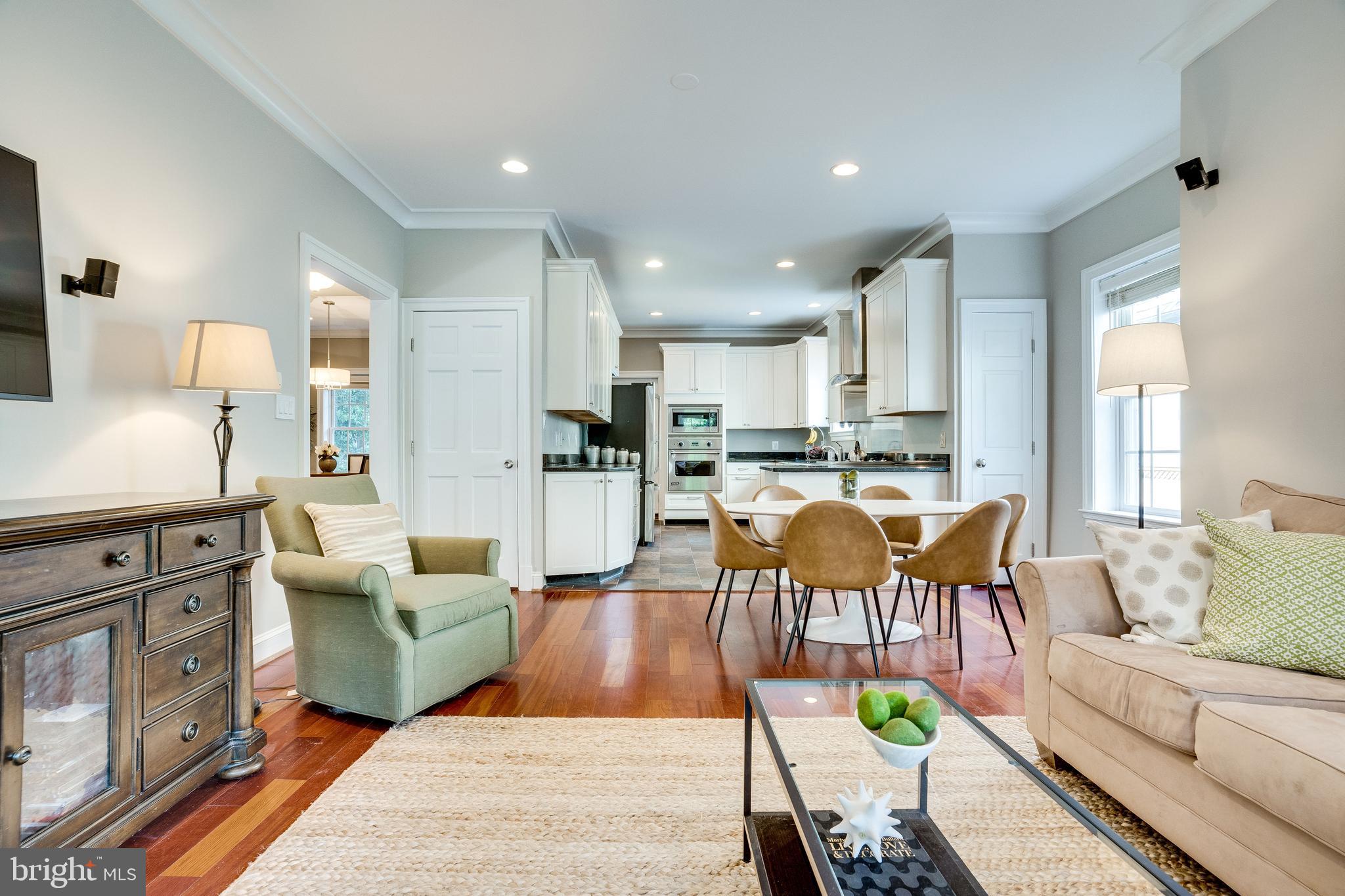 ROSEMONT - Residential