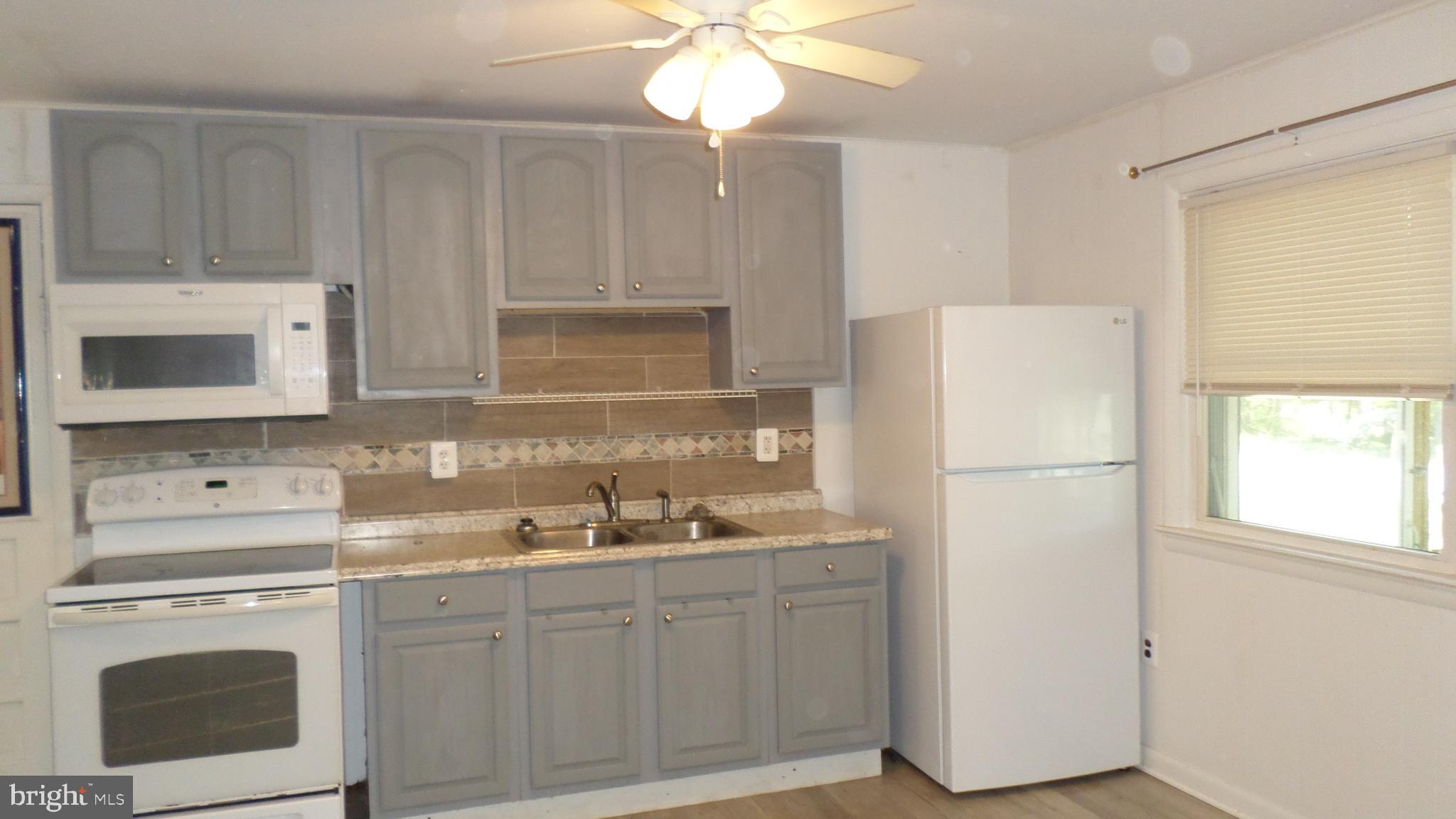 PLACID BAY ESTATES - Residential