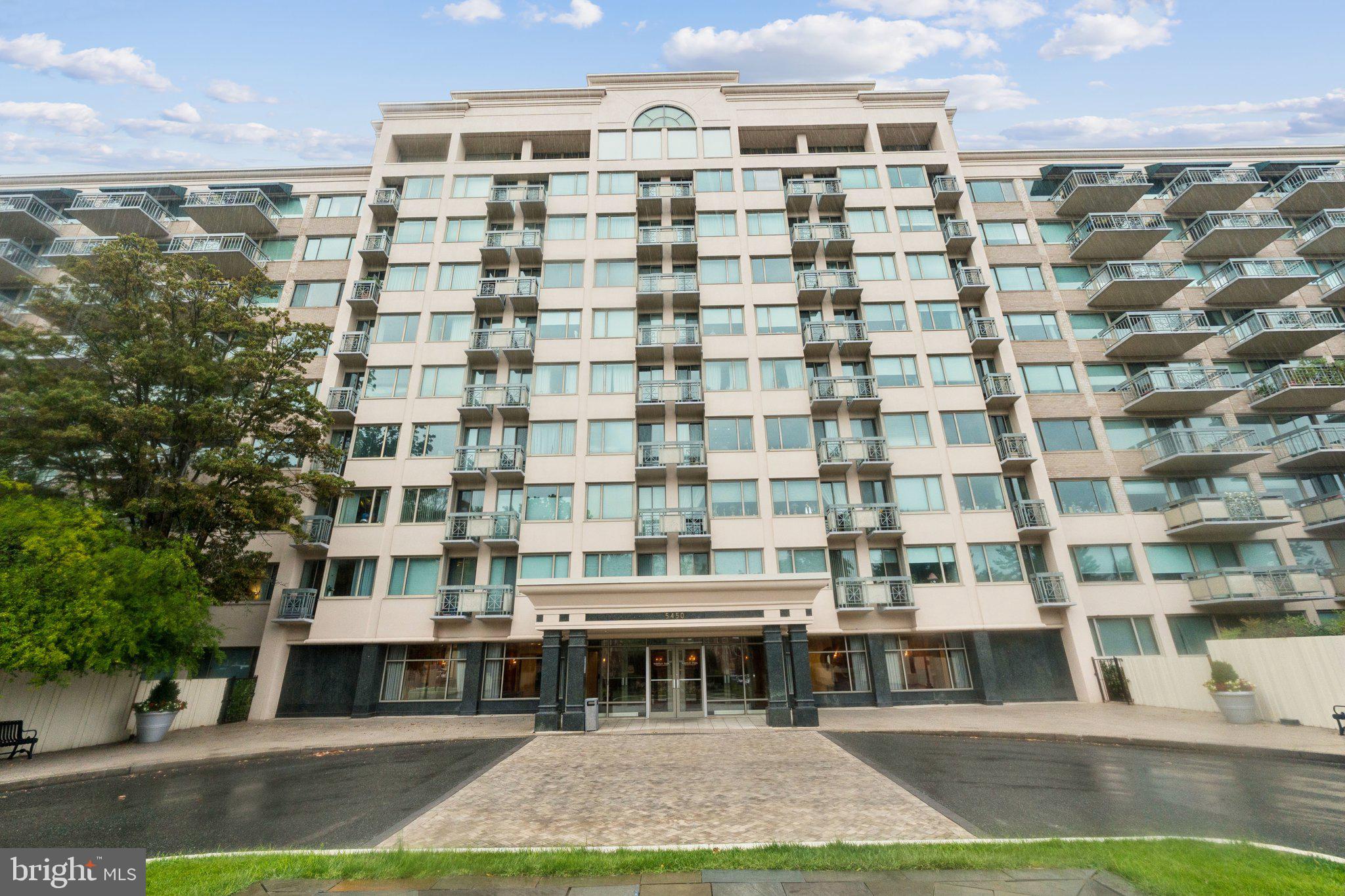 Whitley Park Condominiums – Dartmouth Model
This spacious Dartmouth model offers 1,863 square feet of finished living space, including two bedrooms, two full bathrooms, and a versatile den. The property is being sold in as-is condition, presenting a tremendous opportunity for buyers eager to renovate and create their ideal home.
Whitley Park residents enjoy an impressive array of amenities designed for comfort and convenience. The community features an elegant lobby with full concierge service, an outdoor Olympic-sized swimming pool, and year-round tennis courts that are open-air in summer and climate-controlled in winter. A fully equipped fitness center with showers and sauna, along with a library, party room, and basic cable service, further enhance the lifestyle. The community is both pet-friendly and exceptionally well-managed.
The monthly condo fee is comprehensive, covering water, sewer, common area maintenance, lawn care, snow and trash removal, health club access, on-site management, and even HVAC maintenance, repair, and replacement. Reserved garage and surface parking spaces, along with a dedicated storage space, are also included.
Perfectly located, Whitley Park connects directly to the four-mile Bethesda Trolley Trail and is just minutes from Grosvenor Metro, Rockville Pike, parks, dining, shopping, and I-495. Offering the ideal blend of spacious living, low-maintenance convenience, and resort-style amenities, this home is an exceptional opportunity in one of the area’s most desirable communities.