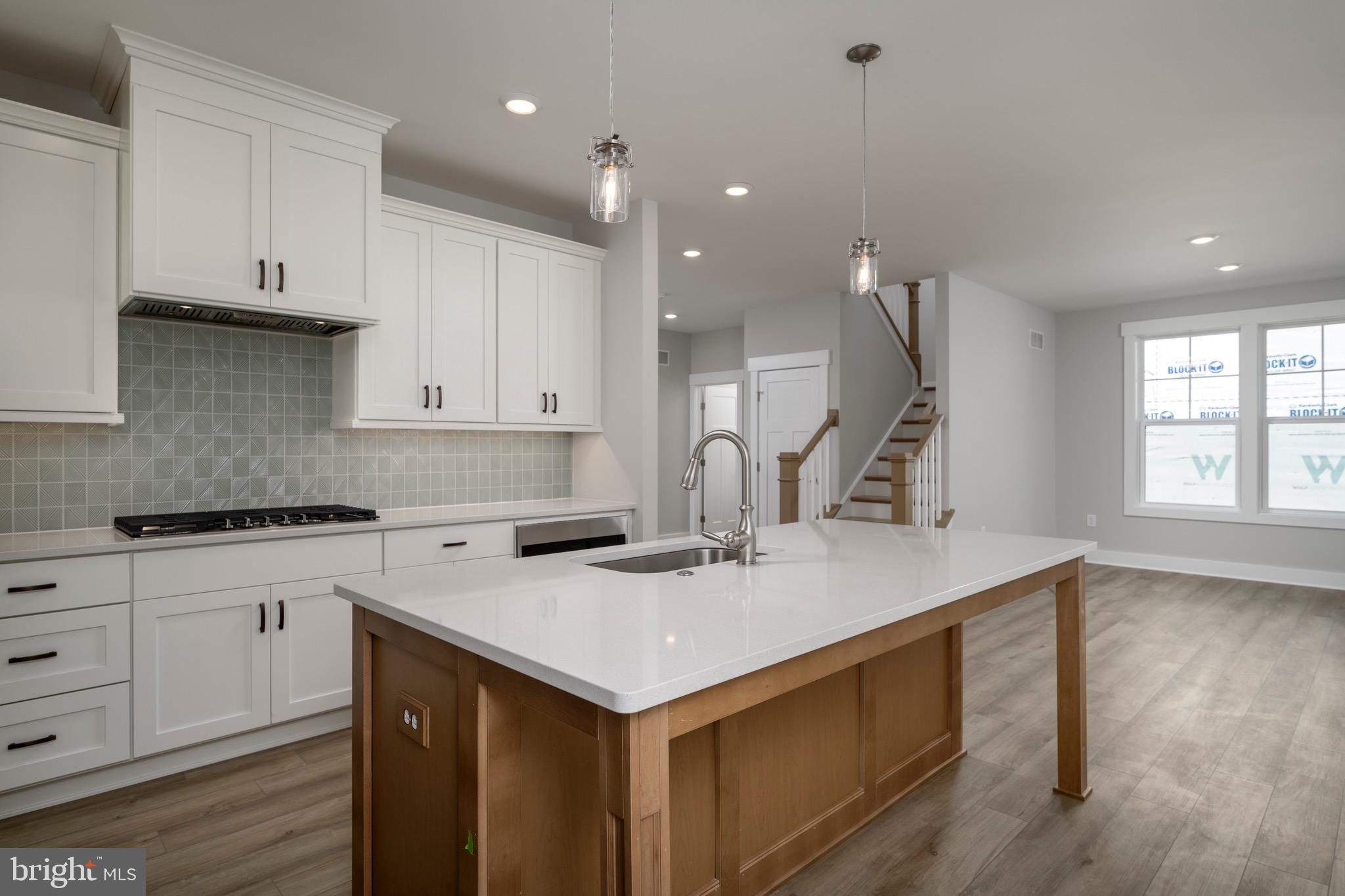 23418 EAST GATE DRIVE