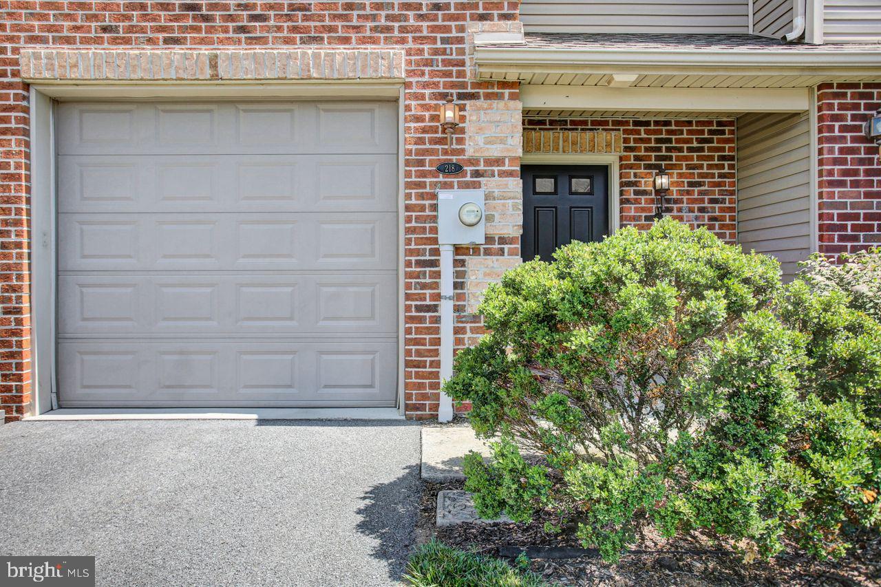 218 MERIWEATHER DRIVE