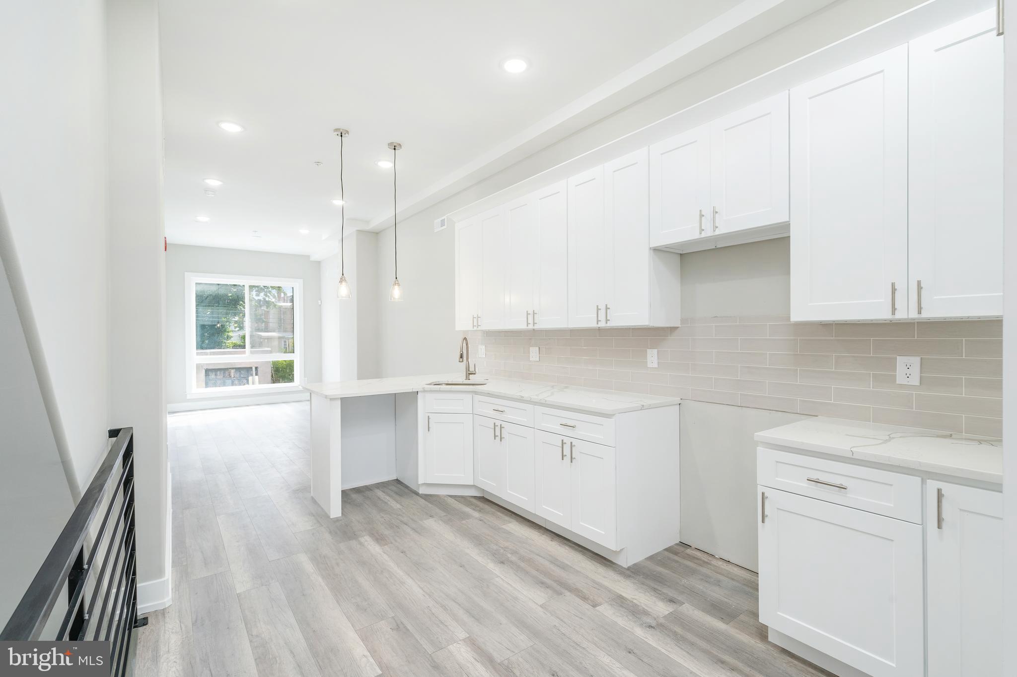 GERMANTOWN (EAST) - Residential Lease