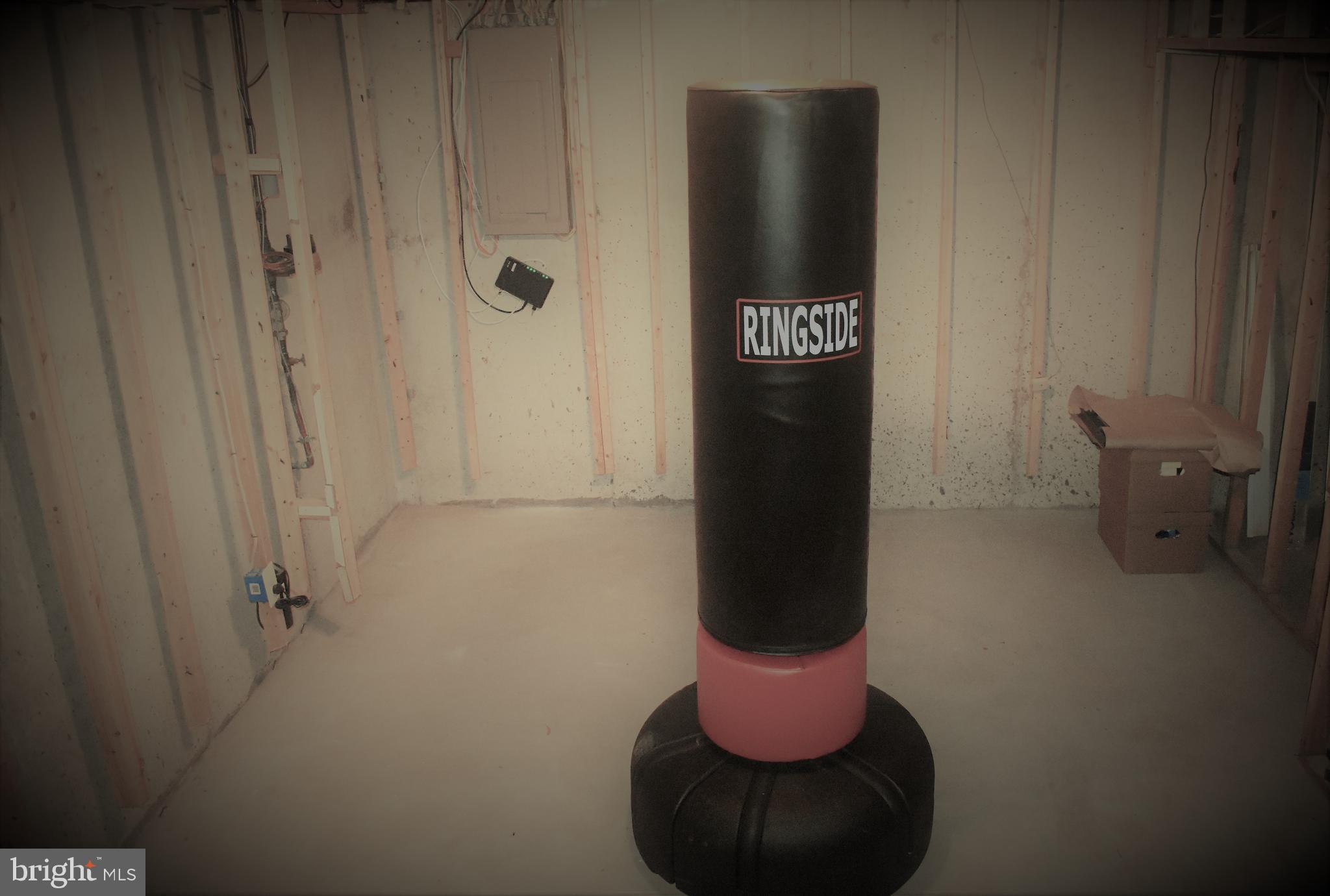 VILLAGE OF OWEN BROWN - Residential Lease