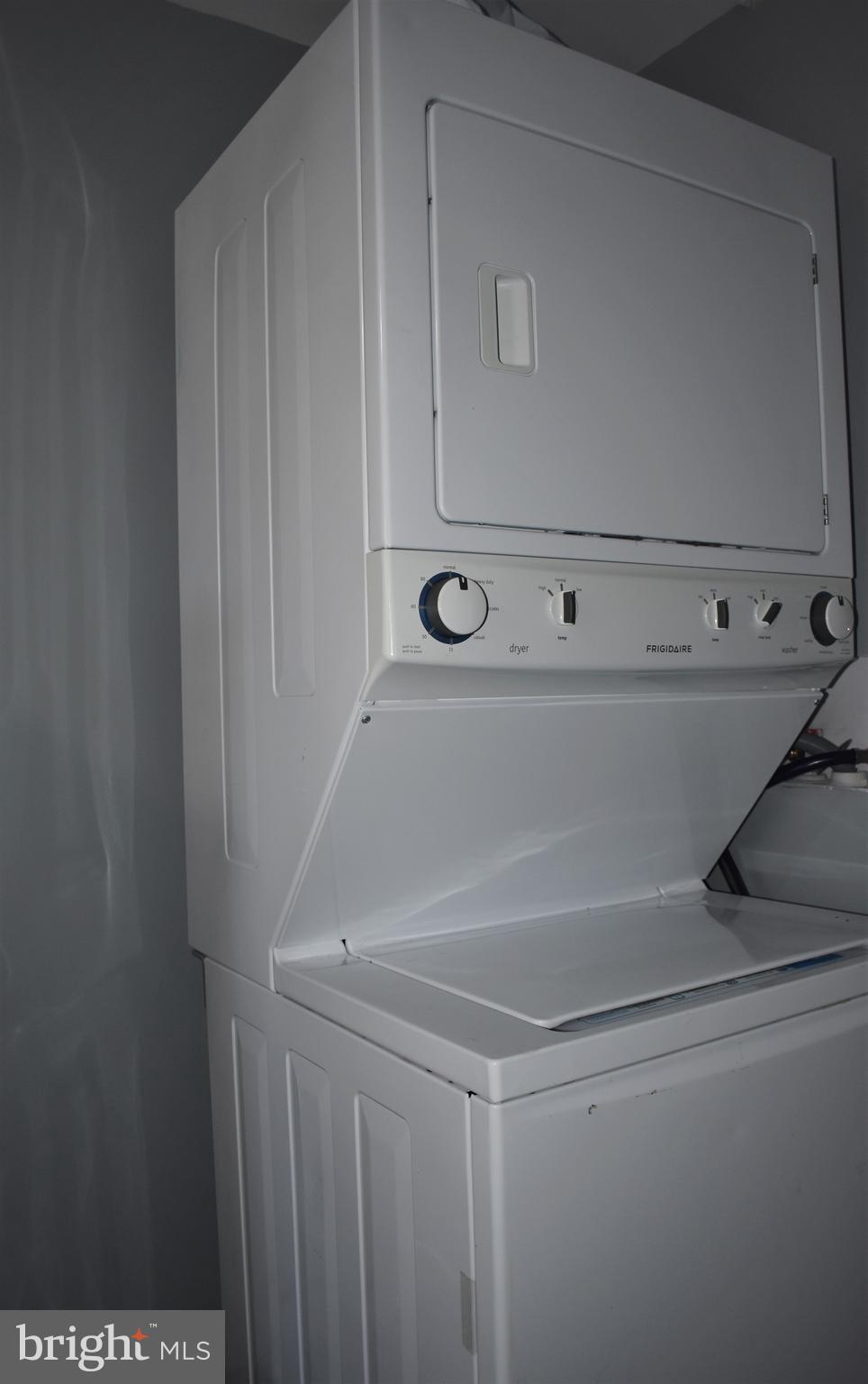 VILLAGE OF OWEN BROWN - Residential Lease