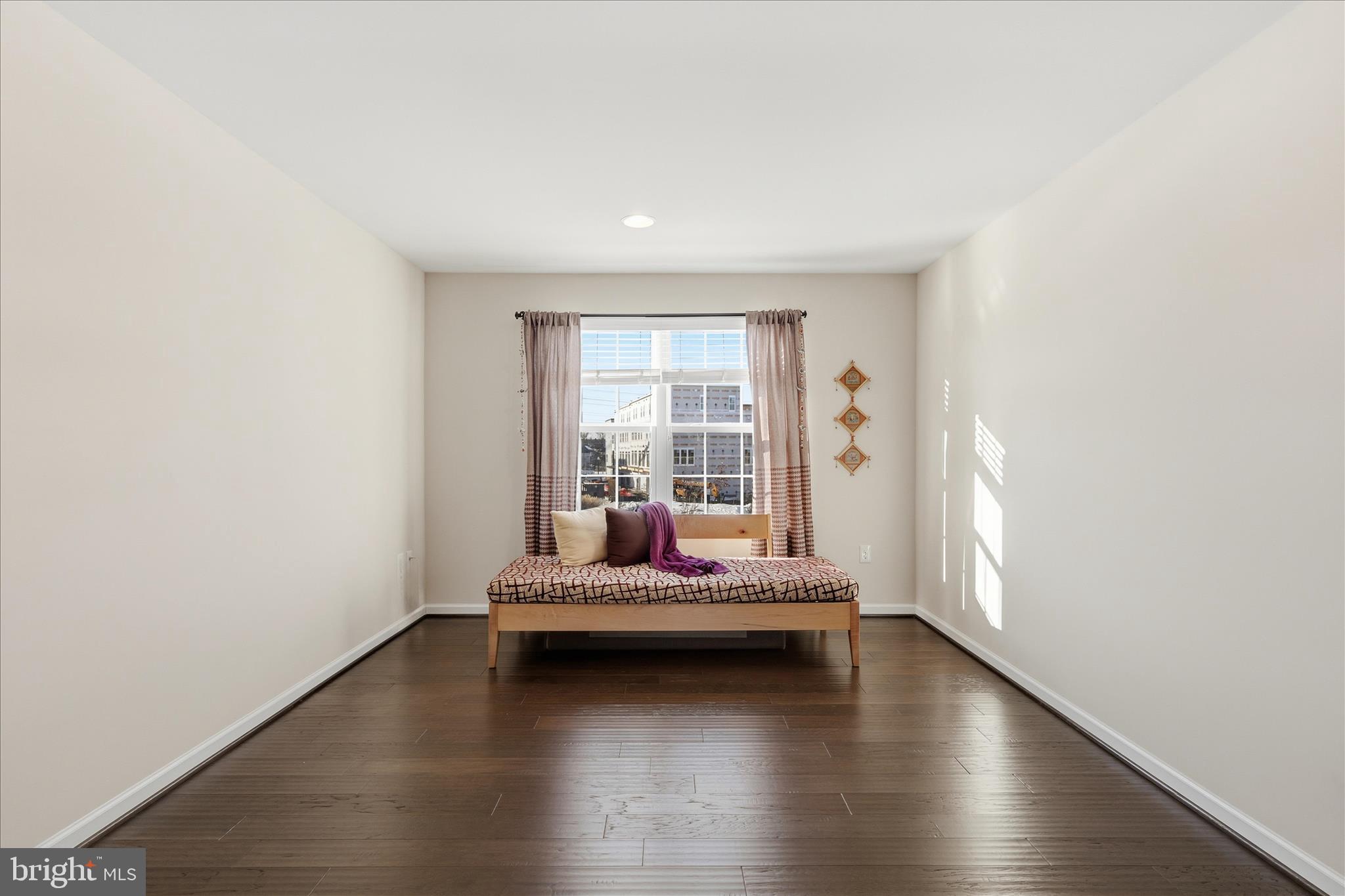 BRAMBLETON - Residential