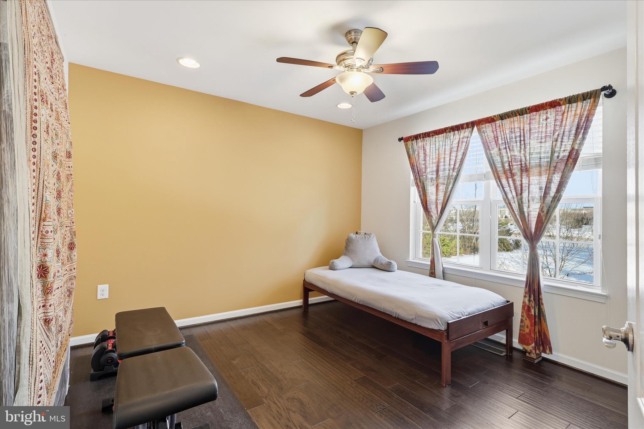 BRAMBLETON - Residential