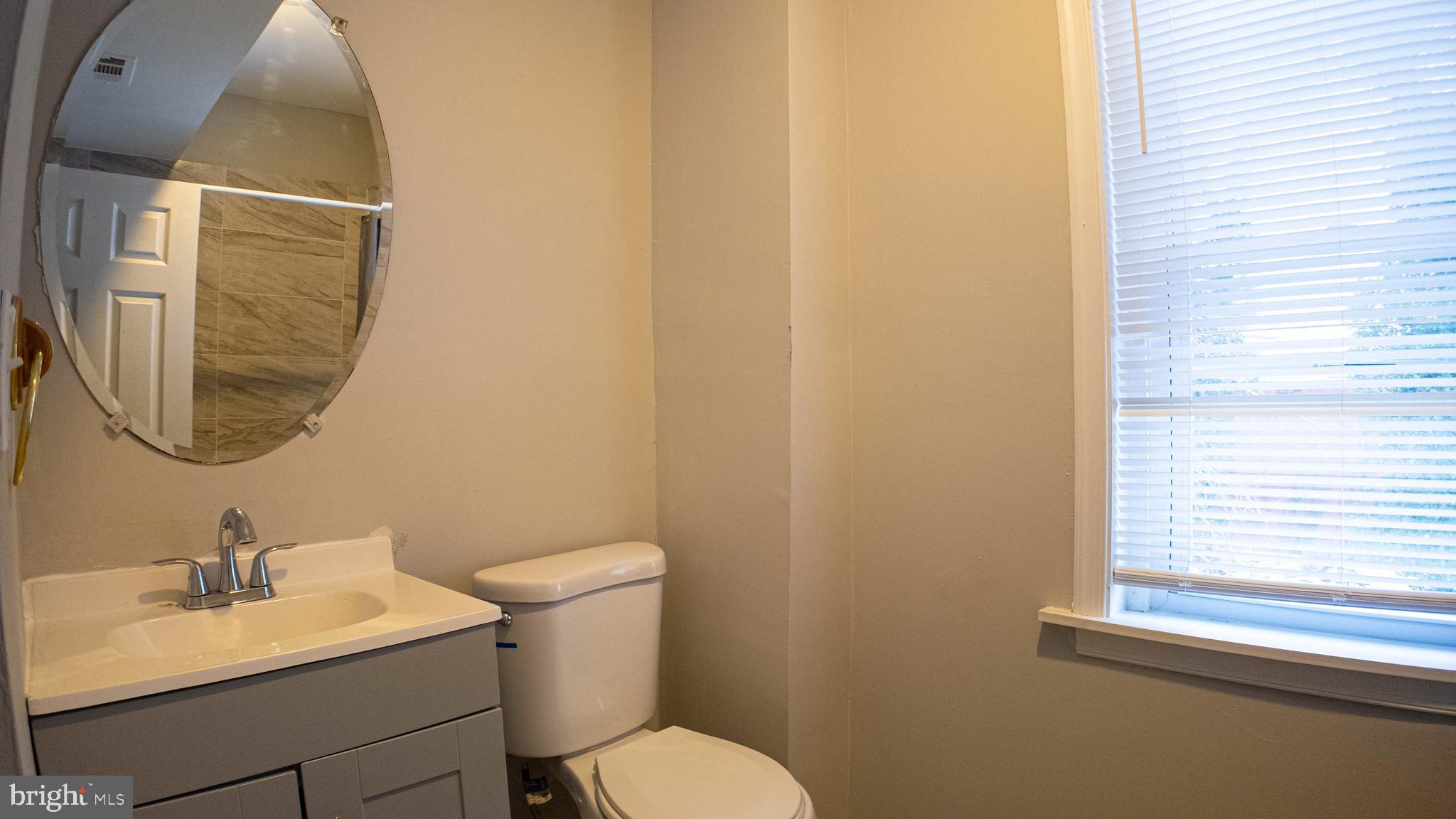 WAVERLY - Residential Lease