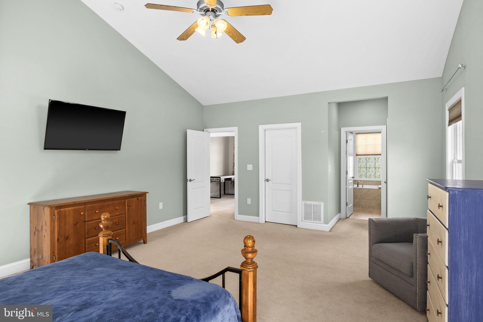 MAJESTIC RIDGE ESTATES - Residential