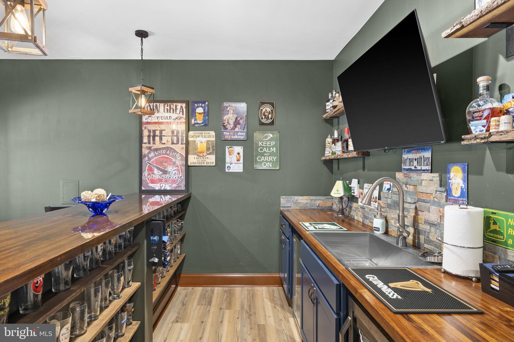 MAJESTIC RIDGE ESTATES - Residential