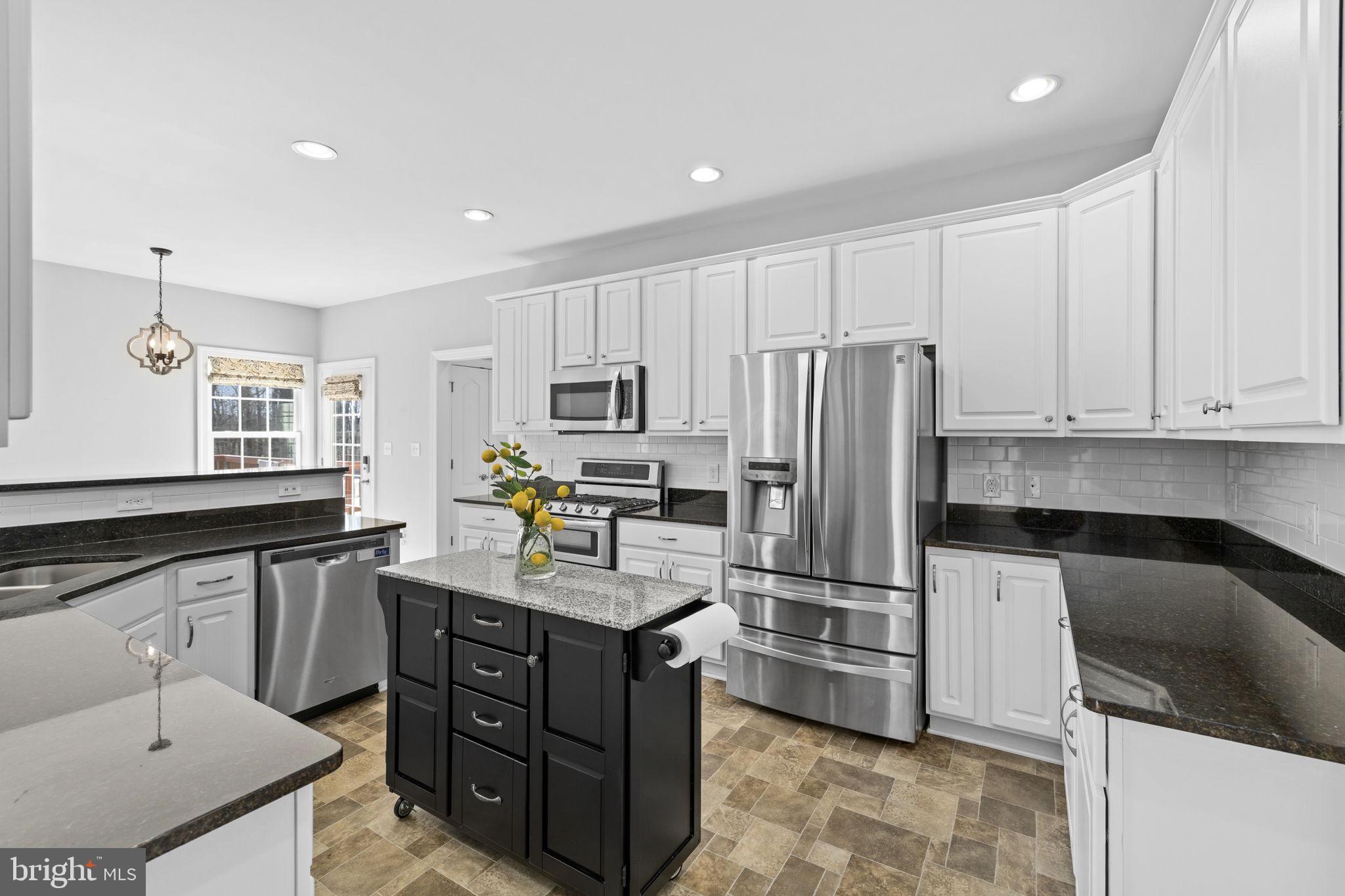 MAJESTIC RIDGE ESTATES - Residential