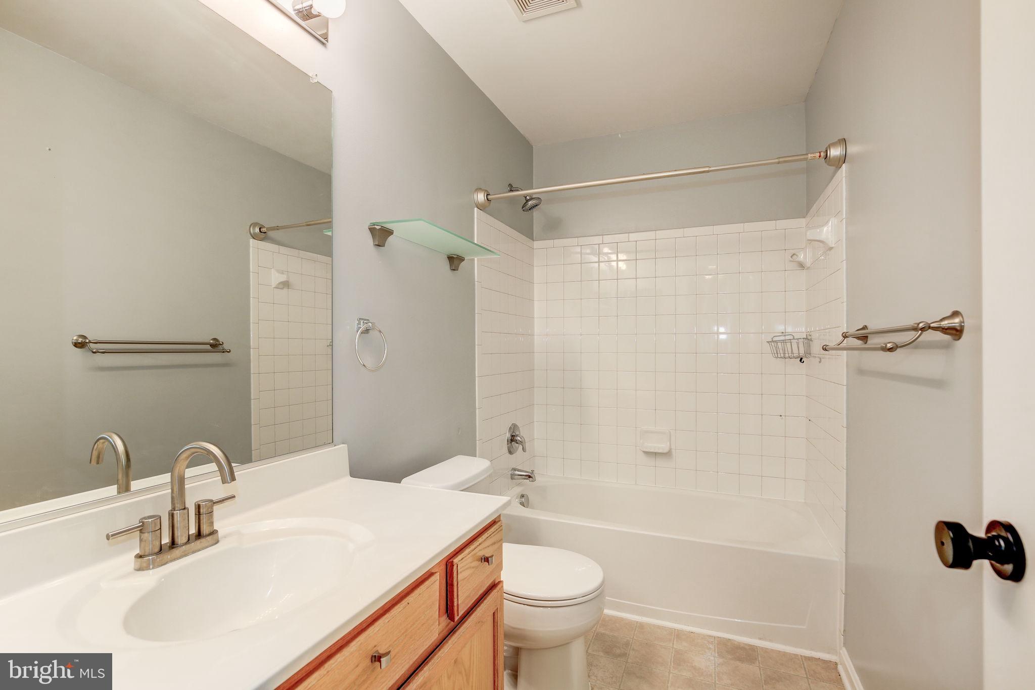 KENSINGTON VILLAS - Residential