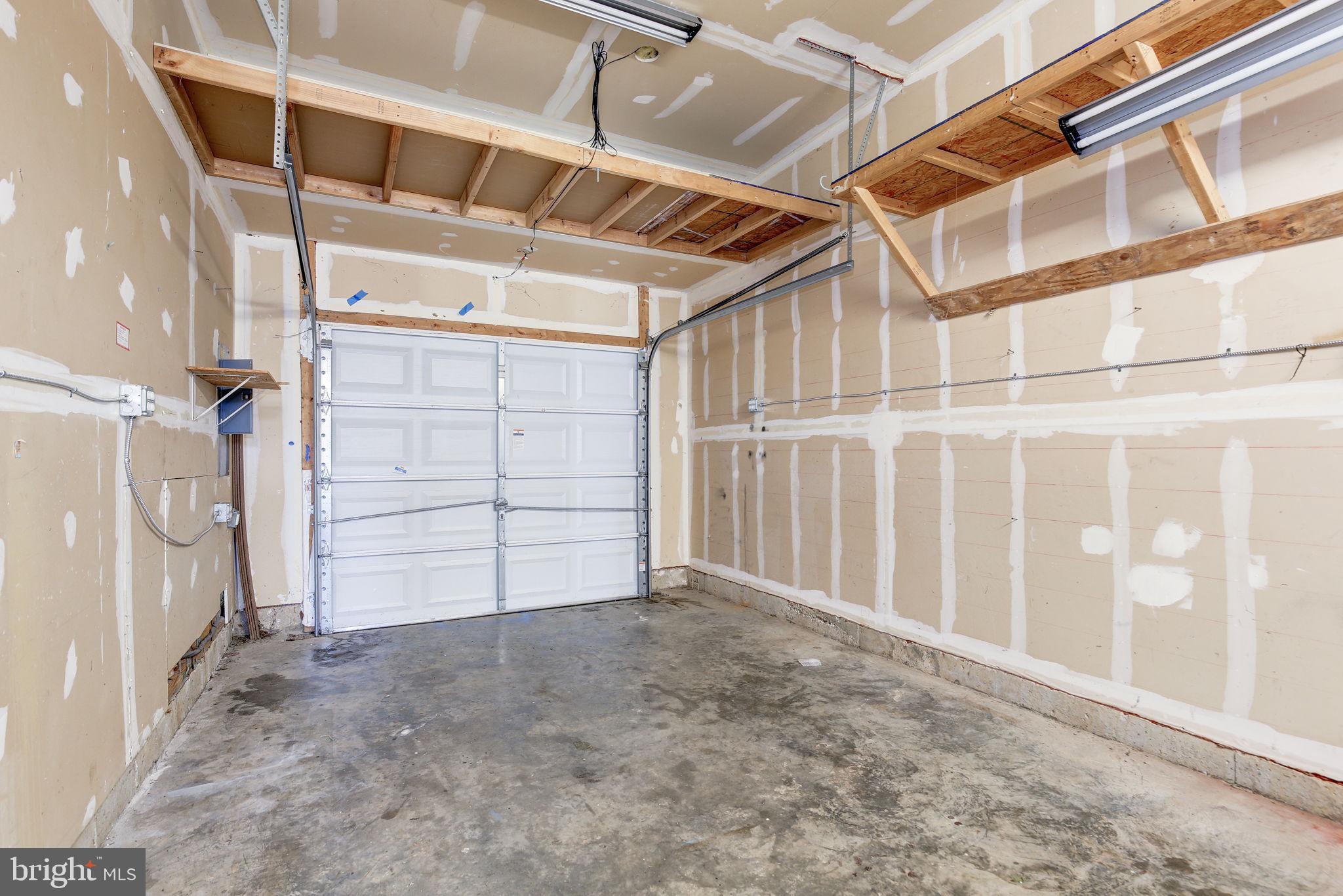 KENSINGTON VILLAS - Residential