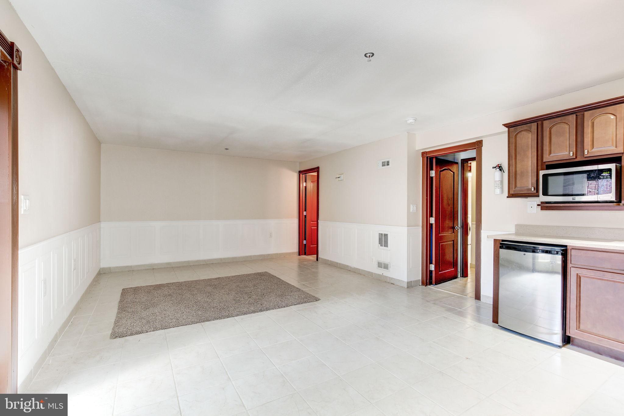 KENSINGTON VILLAS - Residential