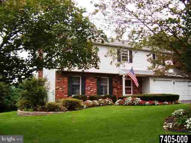 Beautiful 2-story in Dallastown school district. 5BR, 2.5BA & one of the few KIT in the neighborhood where you can cook w/ gas. Fantastic .645 acre lot on a quiet cul-de-sac w/ a beautiful in-ground pool off the rear deck & patio. Large yard for all your outdoor activities. Close to I-83, the new intermediate school, Jacobus Park & the Rail Trail.