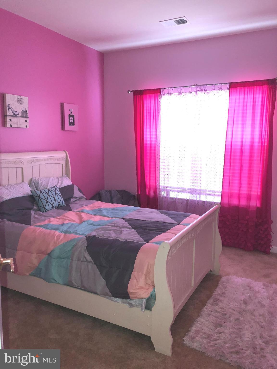 CLINTON GARDENS - Residential