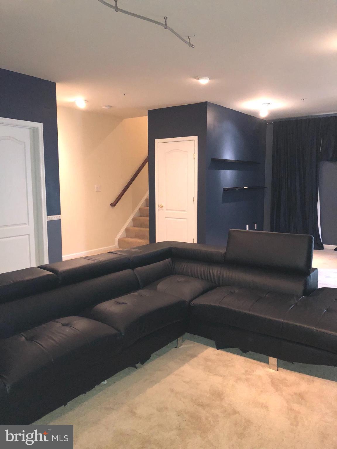 CLINTON GARDENS - Residential