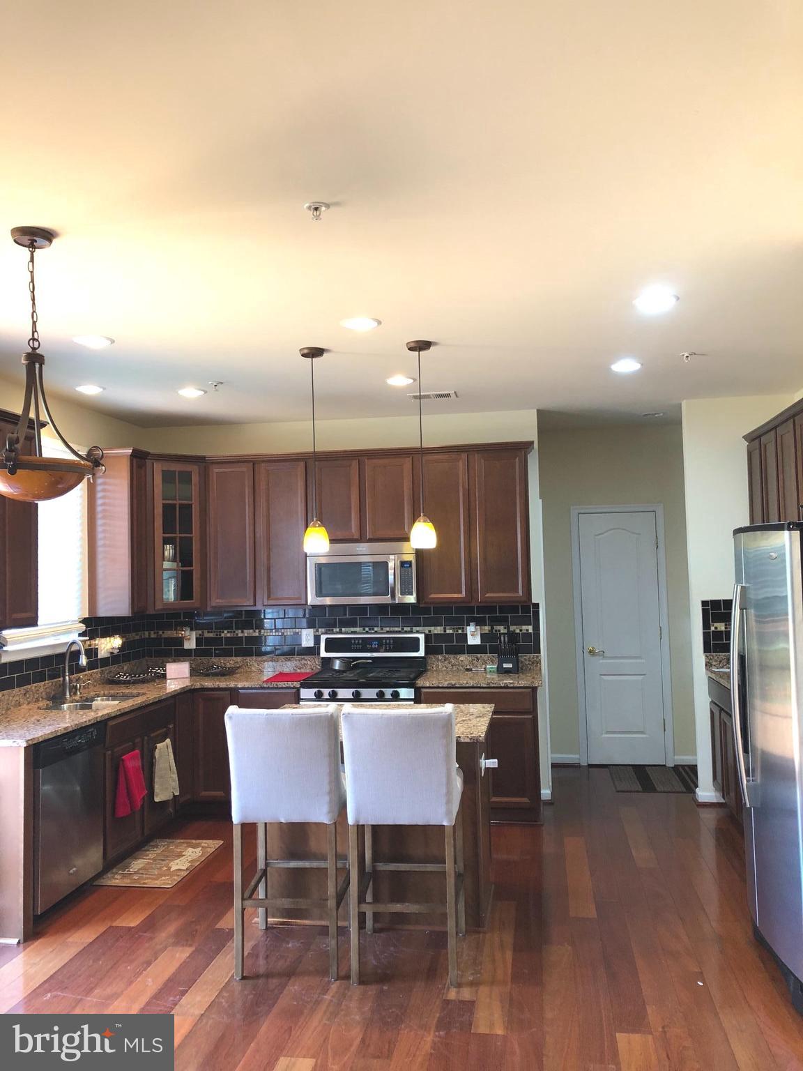 CLINTON GARDENS - Residential