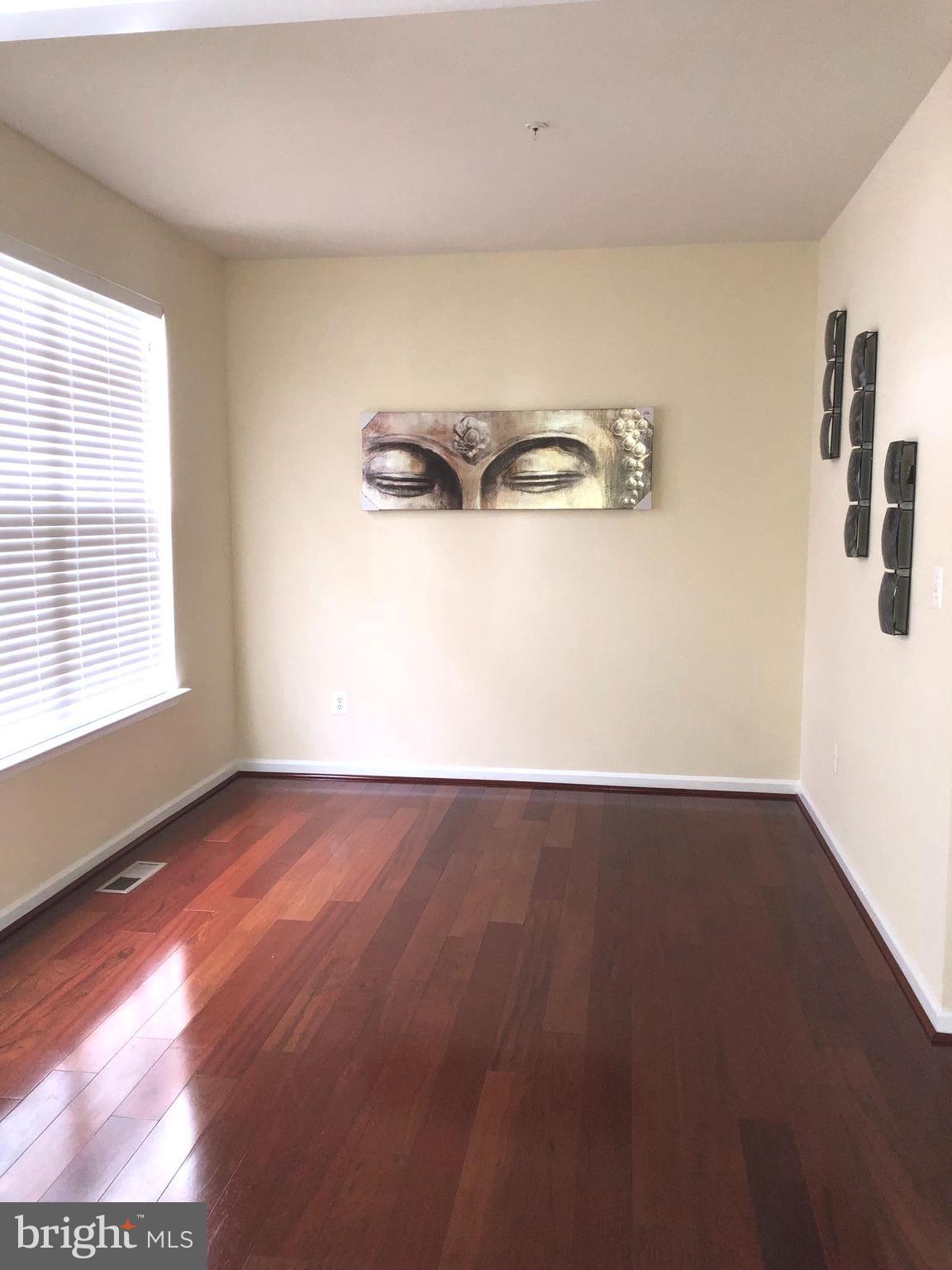 CLINTON GARDENS - Residential