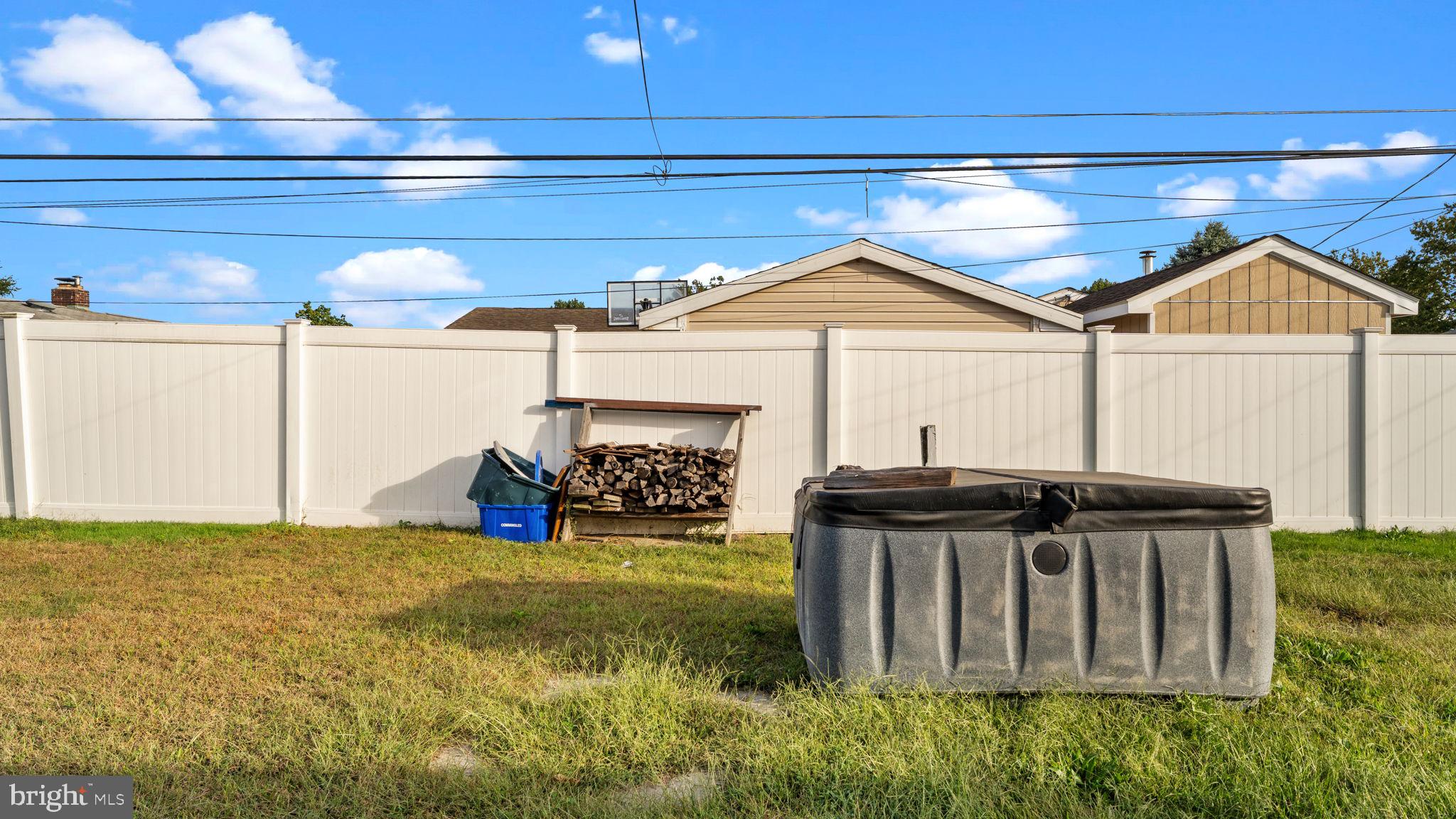 CRABTREE HOLLOW - Residential