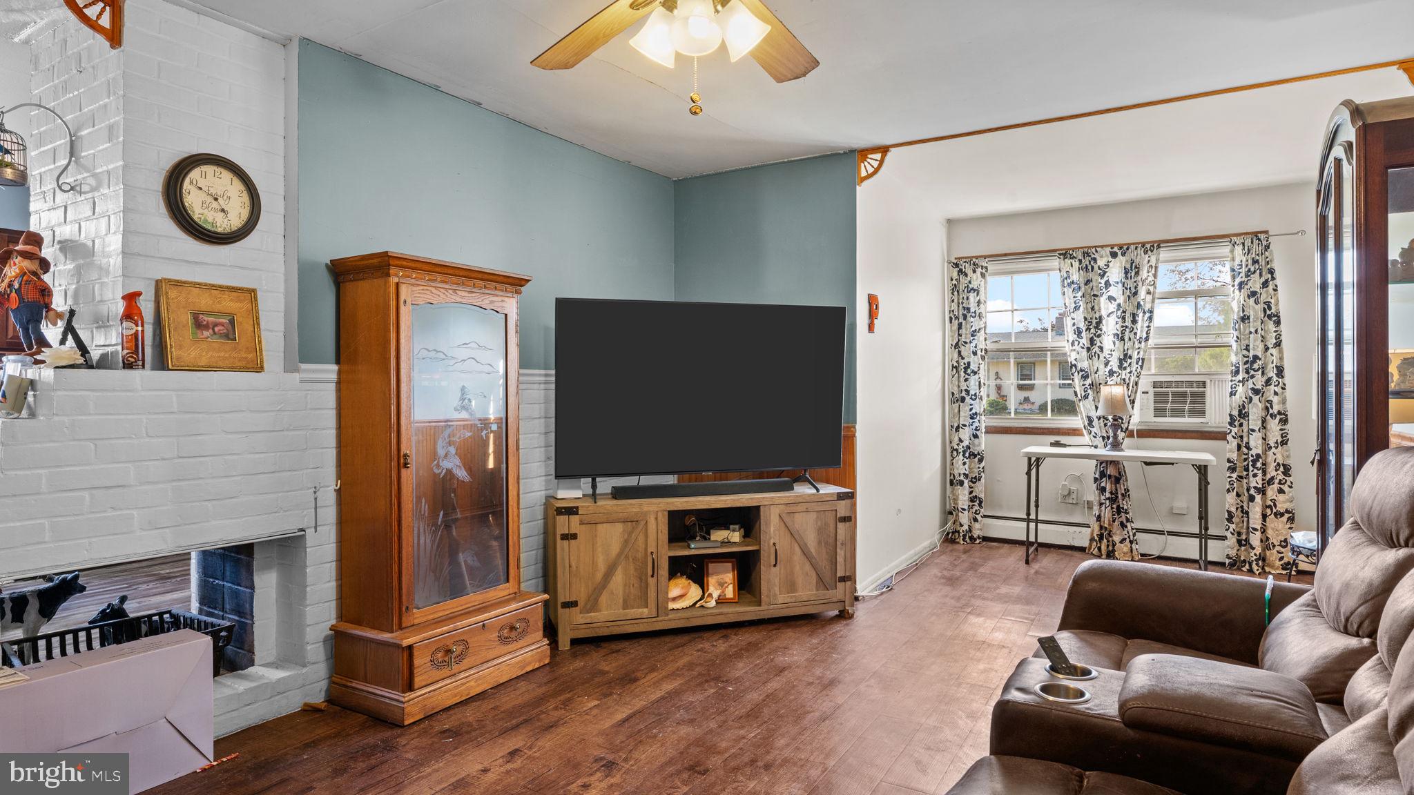 CRABTREE HOLLOW - Residential