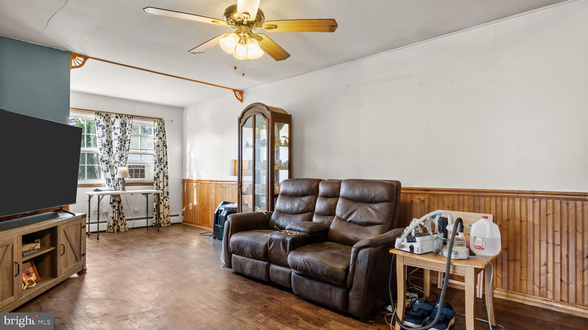 CRABTREE HOLLOW - Residential