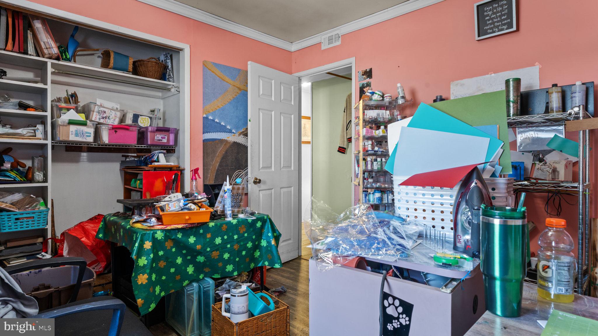 CRABTREE HOLLOW - Residential