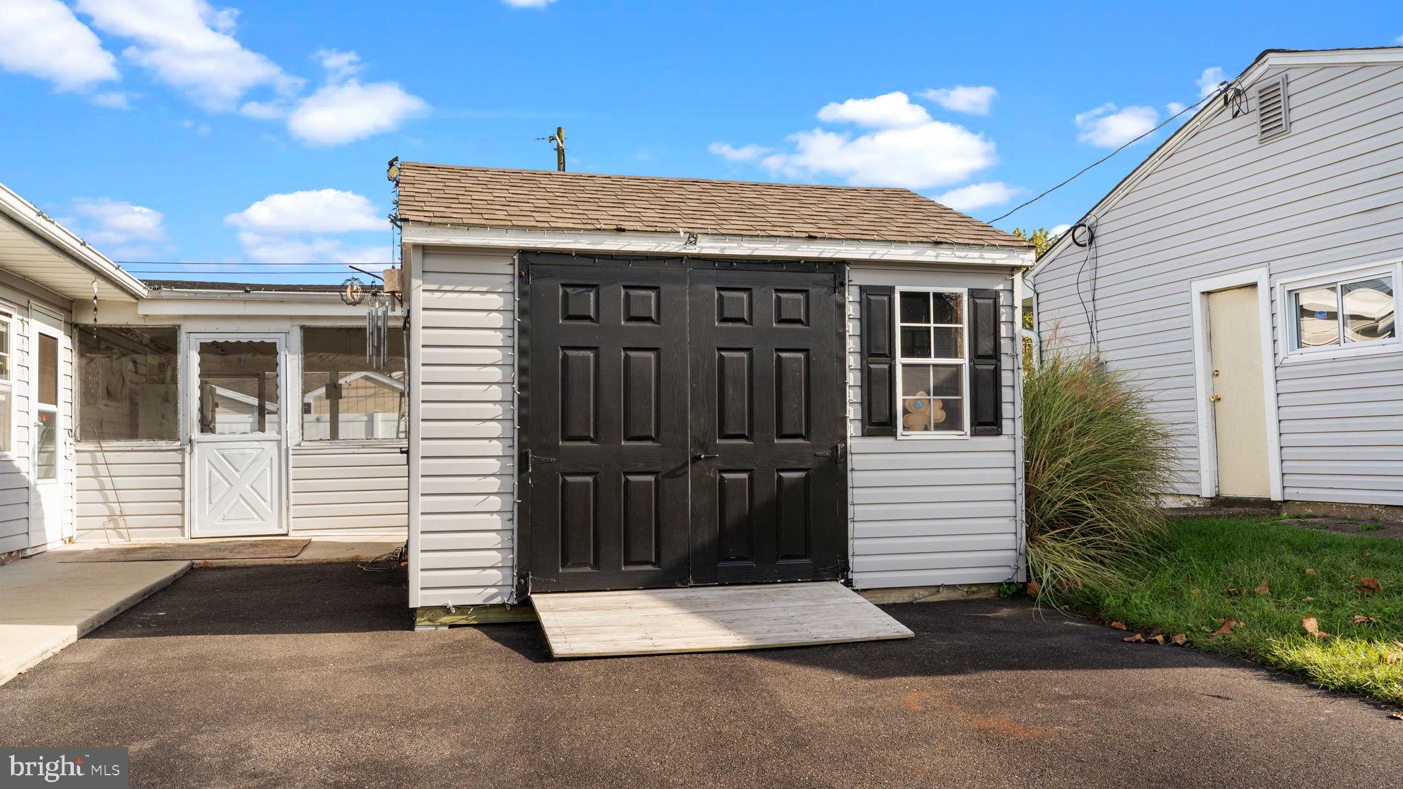 CRABTREE HOLLOW - Residential