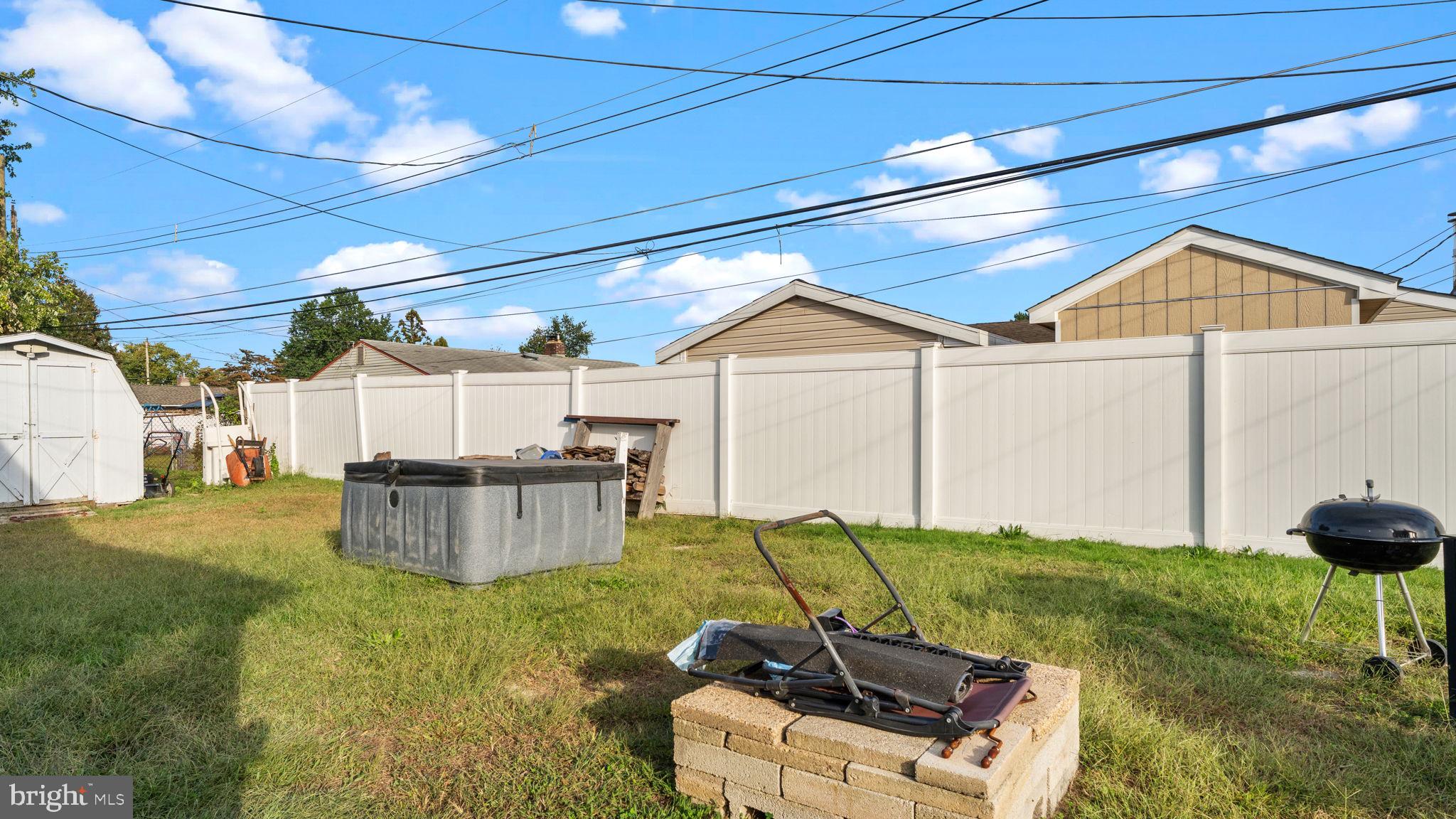 CRABTREE HOLLOW - Residential