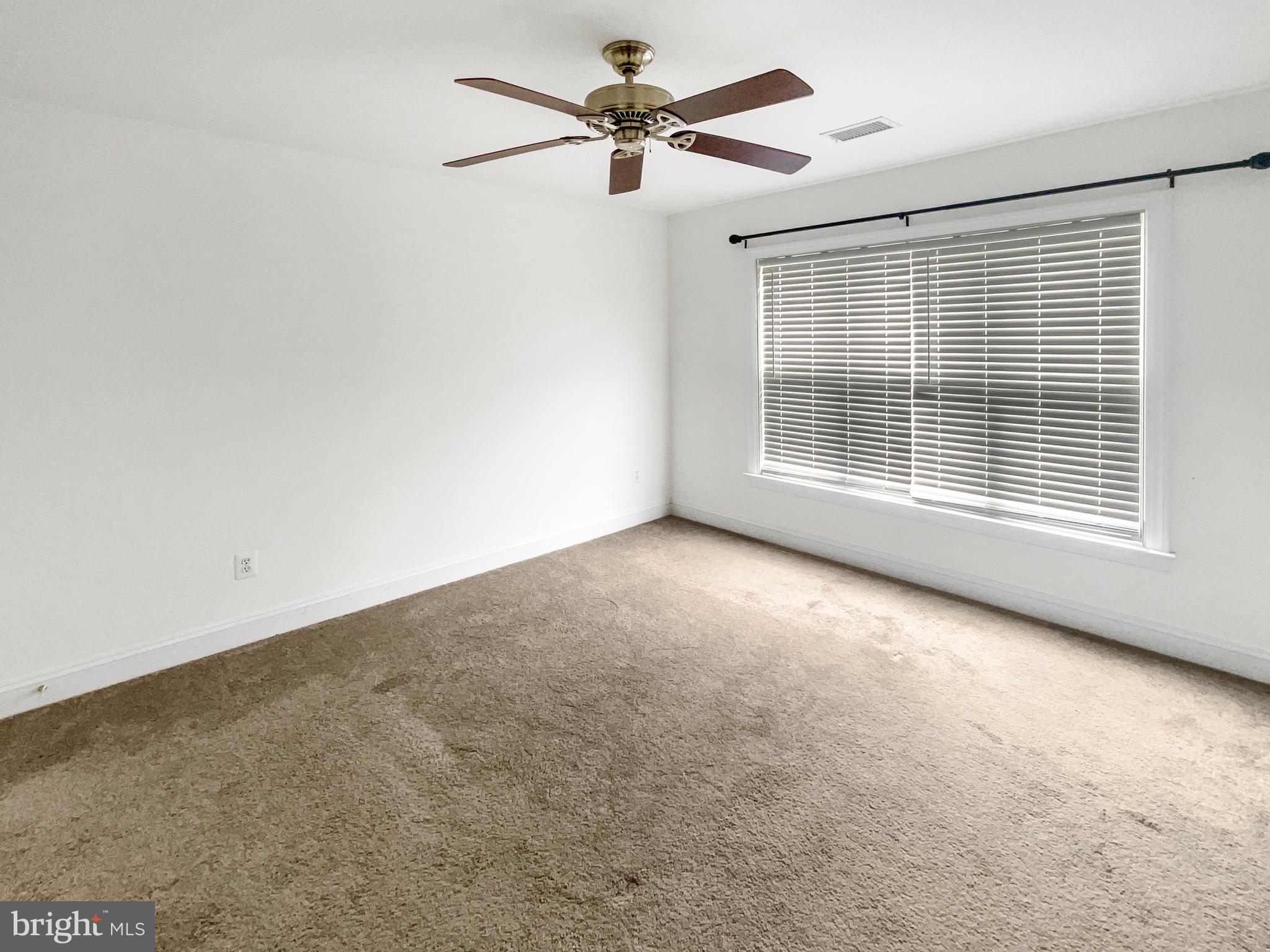 WESTON HILLS - Residential